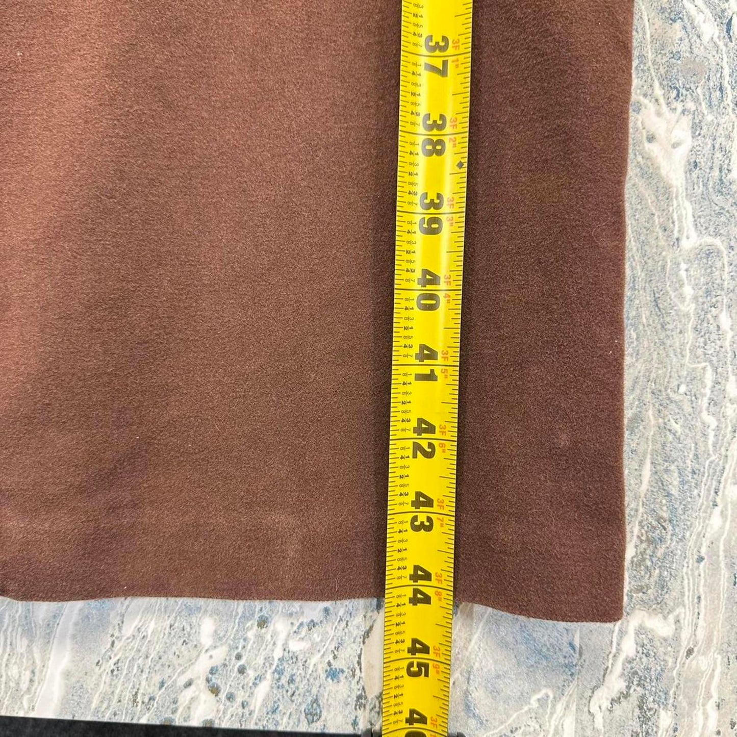 Minimalist Banana Republic Brown Khaki Trouser Pants (42)