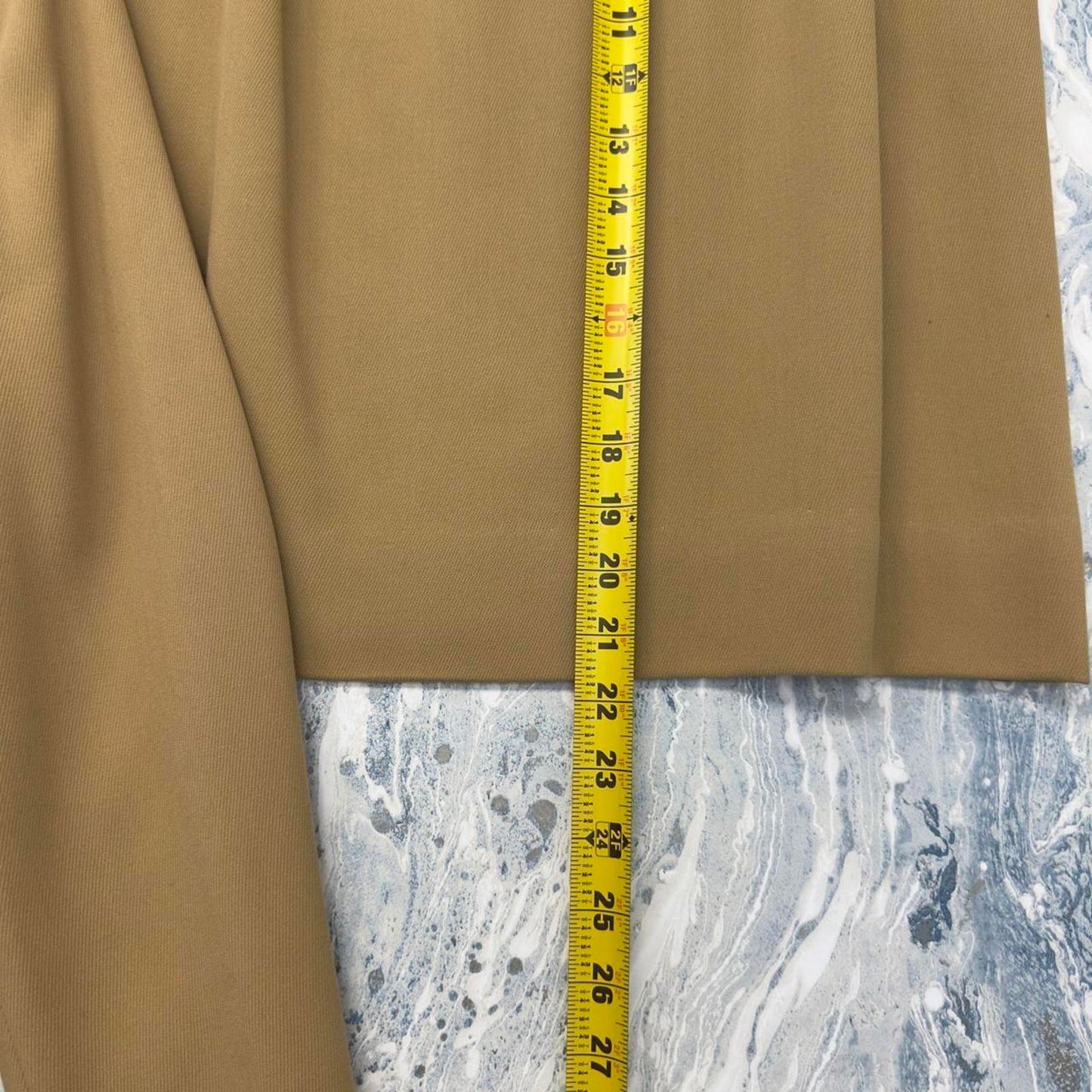 Vintage Tailored Tan Blazer and Skirt Set (M/L)