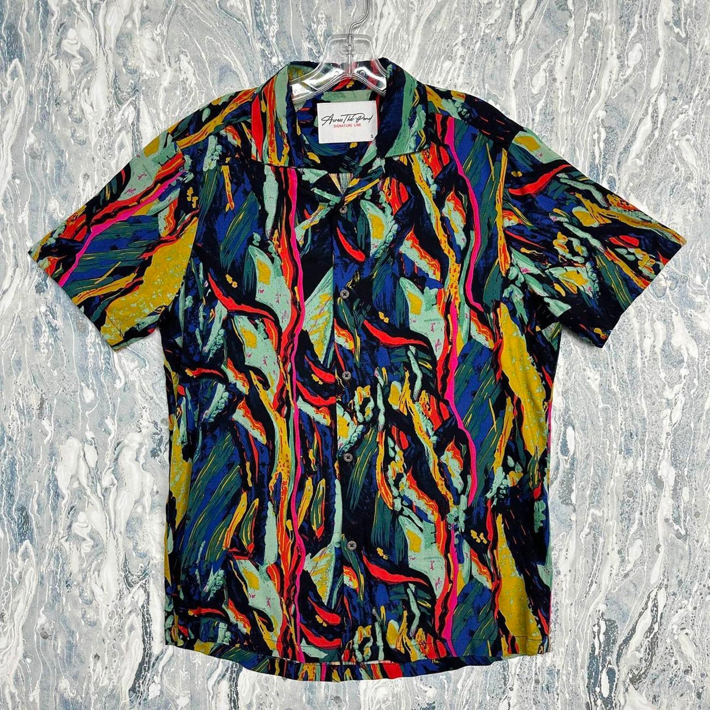 Abstract Print Short Sleeve Shirt (S)
