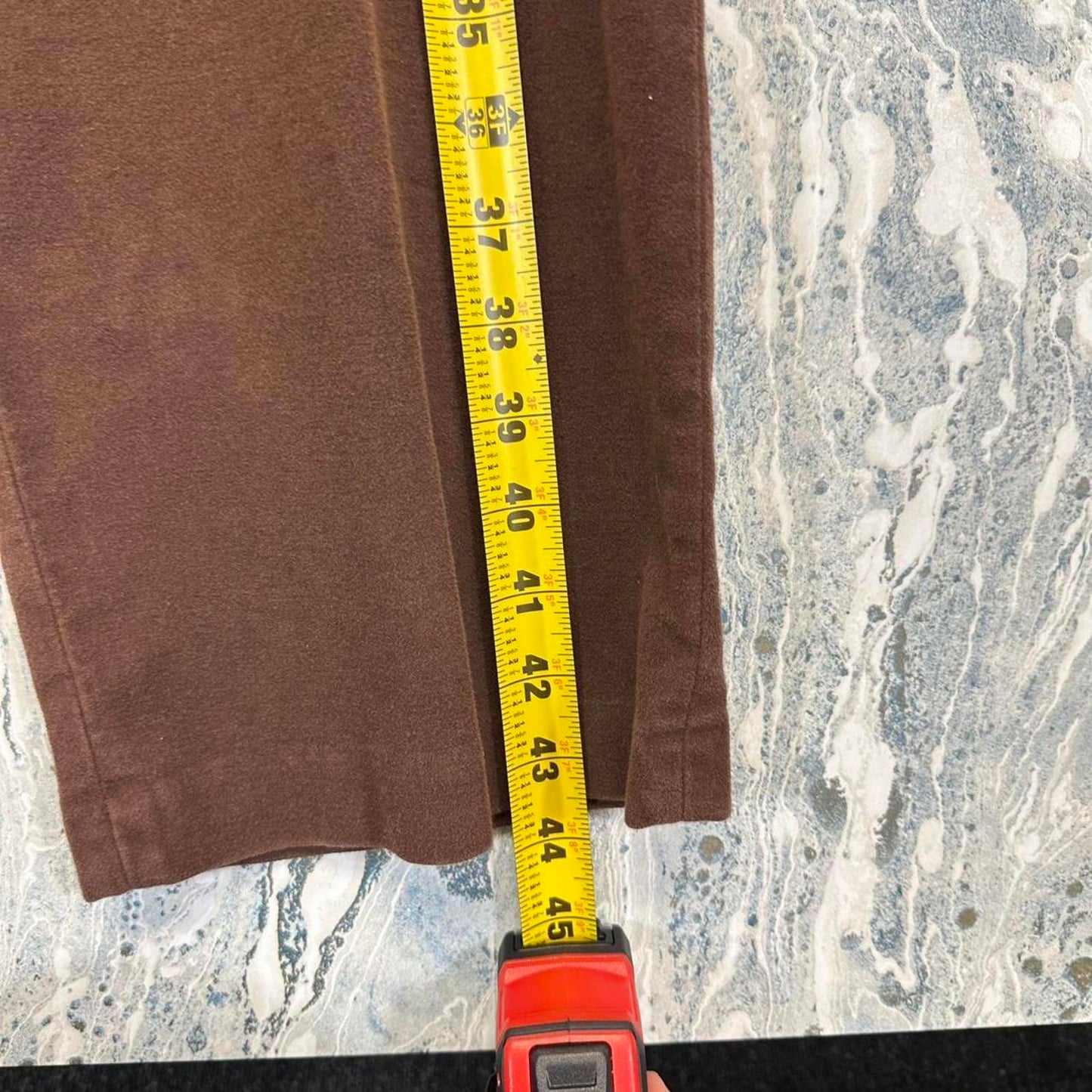 Minimalist Banana Republic Brown Khaki Trouser Pants (40)