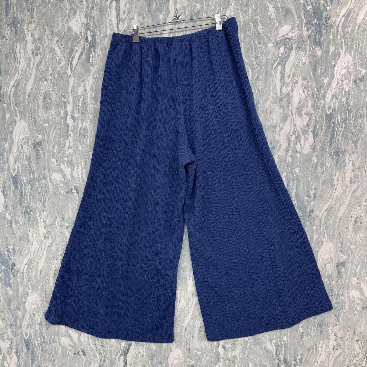 Wide Leg Navy Crinkle Pants (L)