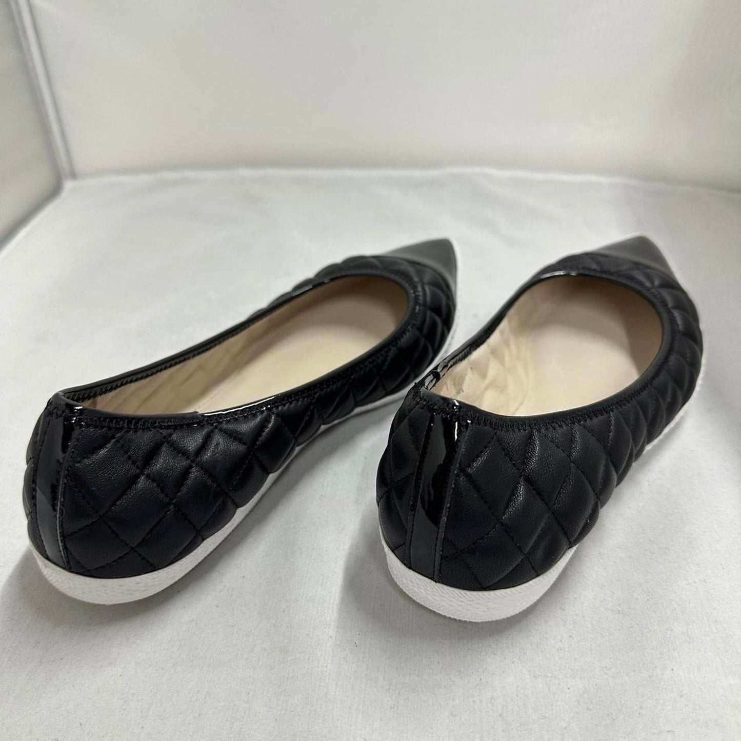 Sleek Black Quilted Sneakers (41)