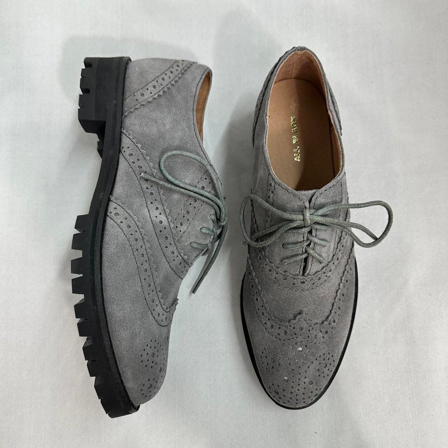 ALL BLACK Lugg Buck Grey Suede Oxfords (39)