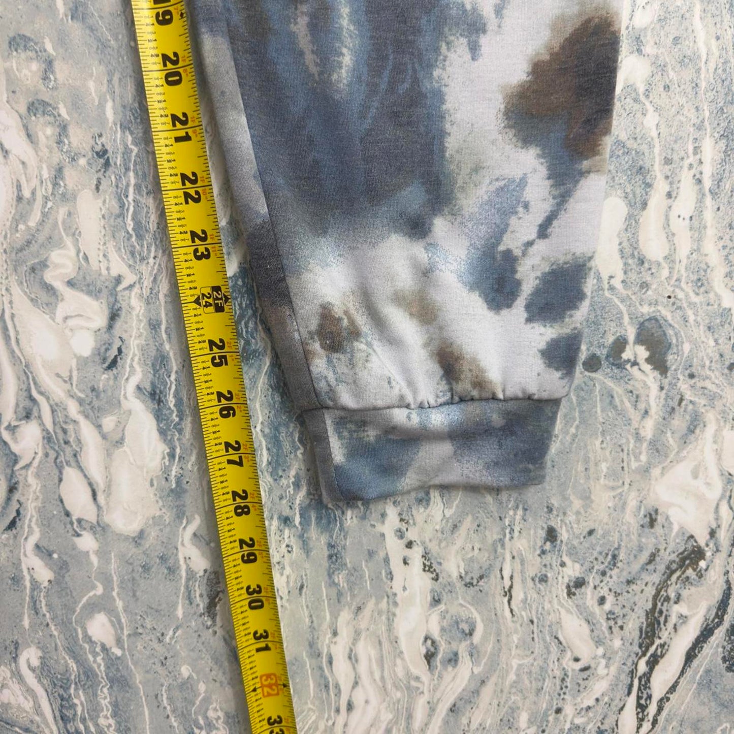 DéVía Tie-Dye Pattern Jogger Sweatpants (M)