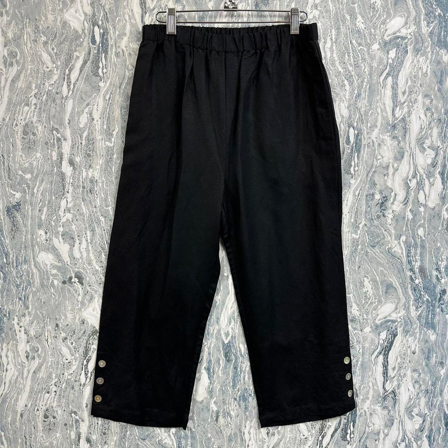 Academia black wide leg linen lounge capri pants (S)