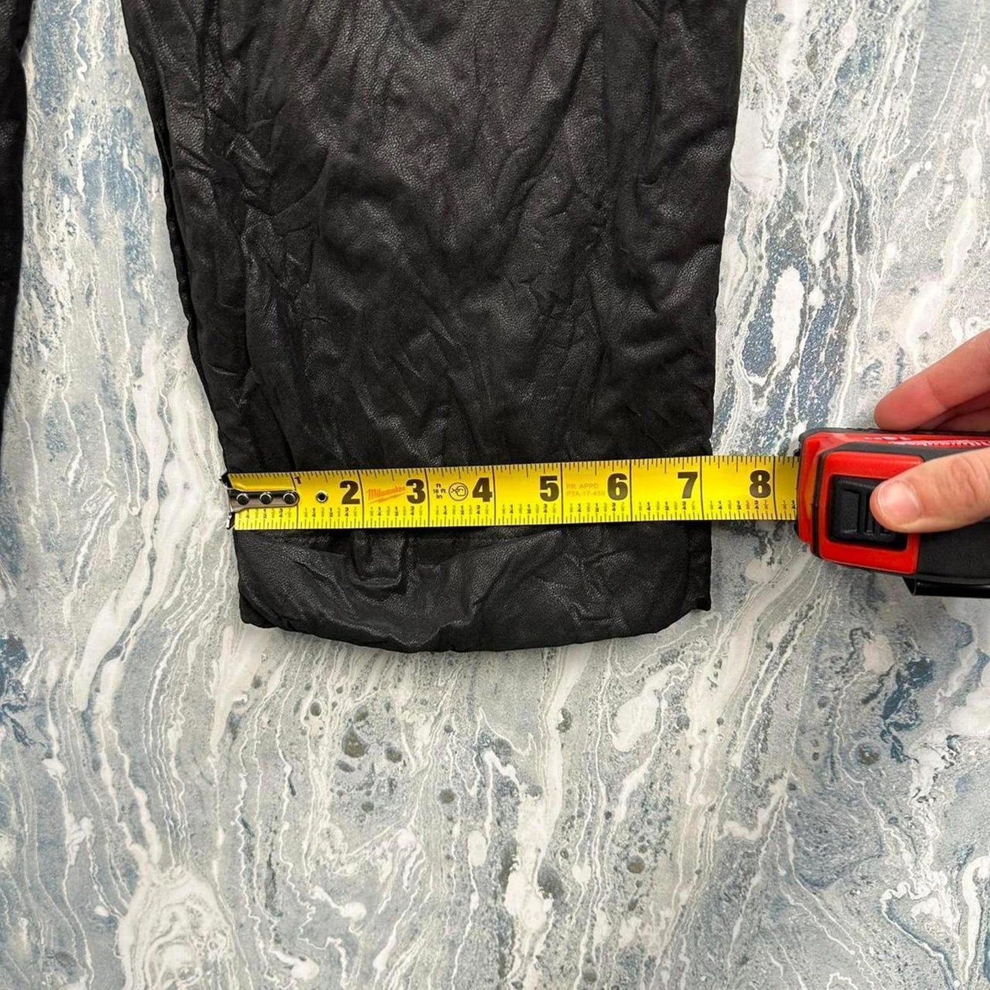 Indie black crinkle parachute pants (M)