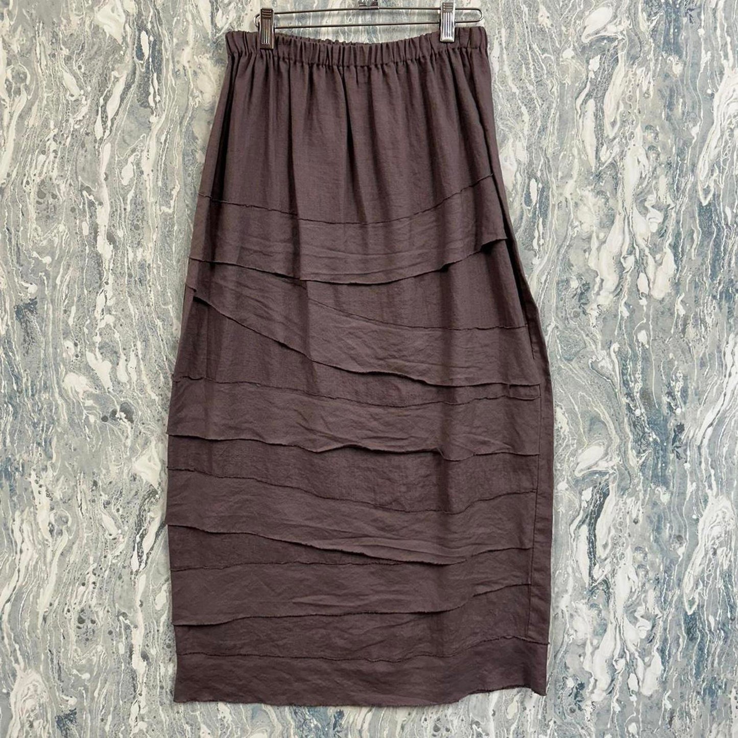 boho minimalist brown tiered maxiskirt (M)