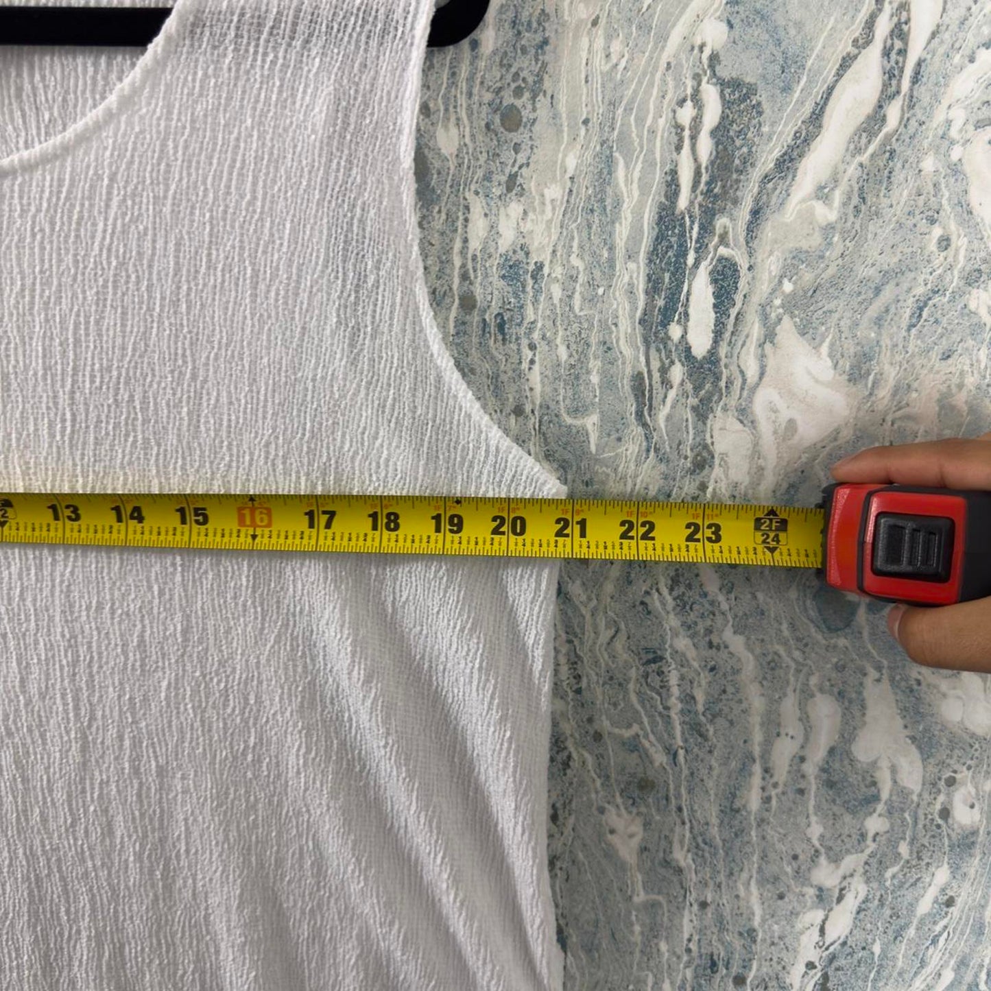 Designer Minimalist White Sleeveless Pointed Hem Tank Top (1)