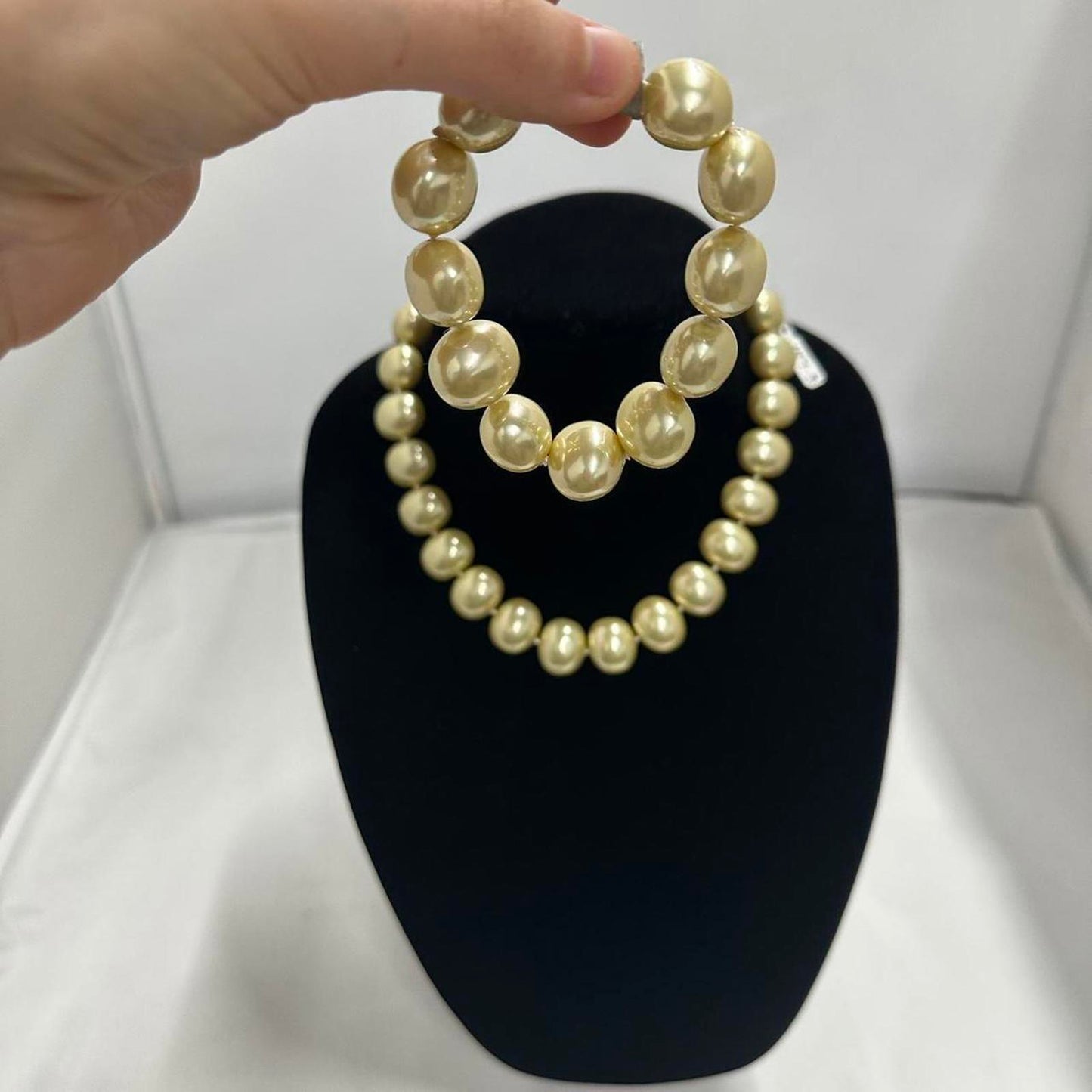 Women's Cream Jewellery