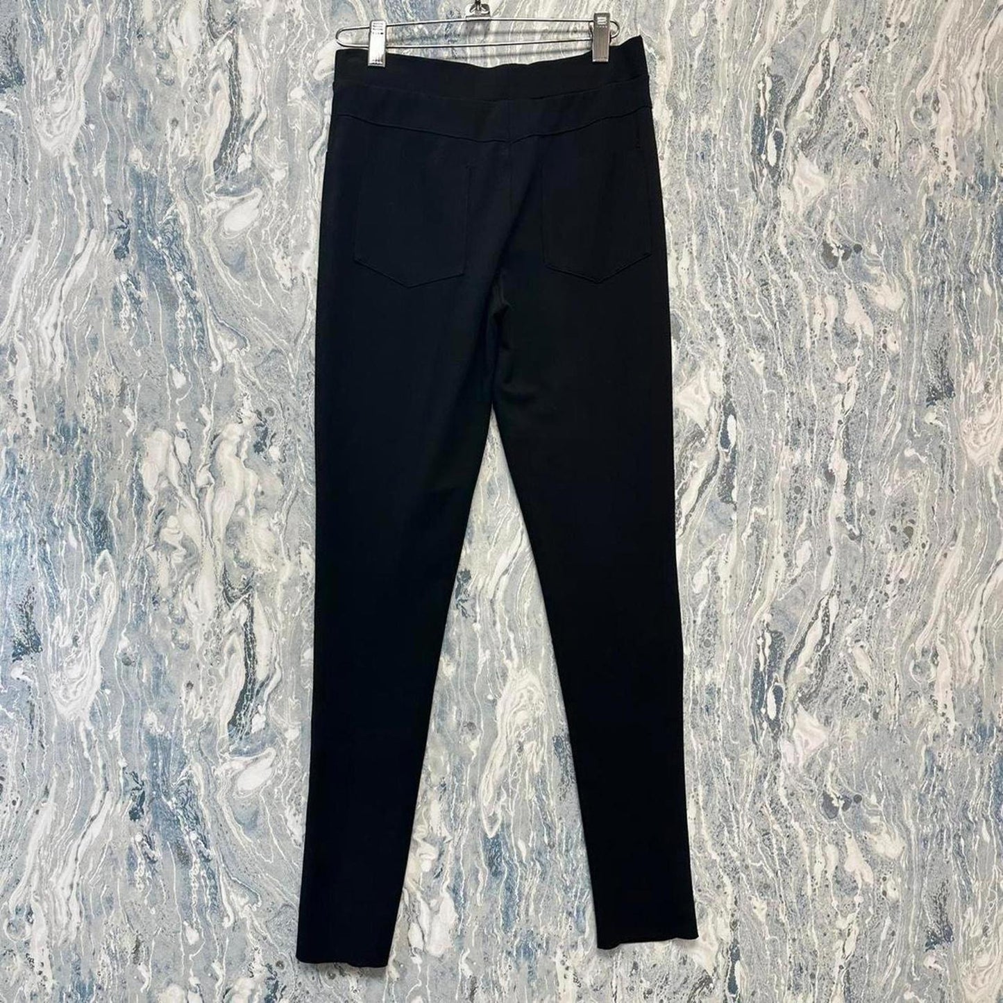Minimalist basic black jegging pants (1)