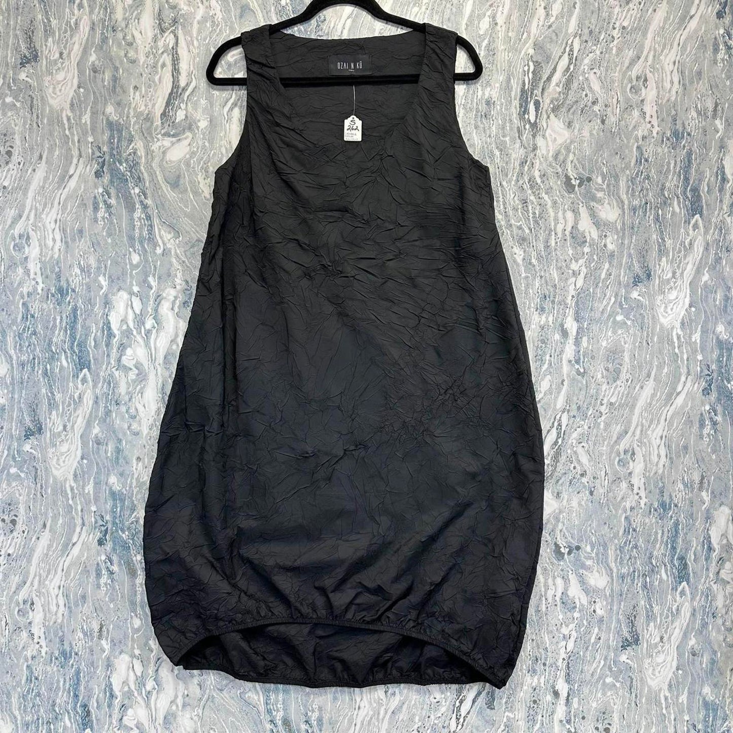 Black Crinkle Textured Sleeveless Dress (S)