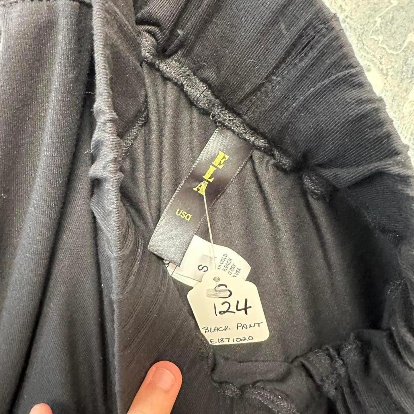 Minimalist basic black pants (S)