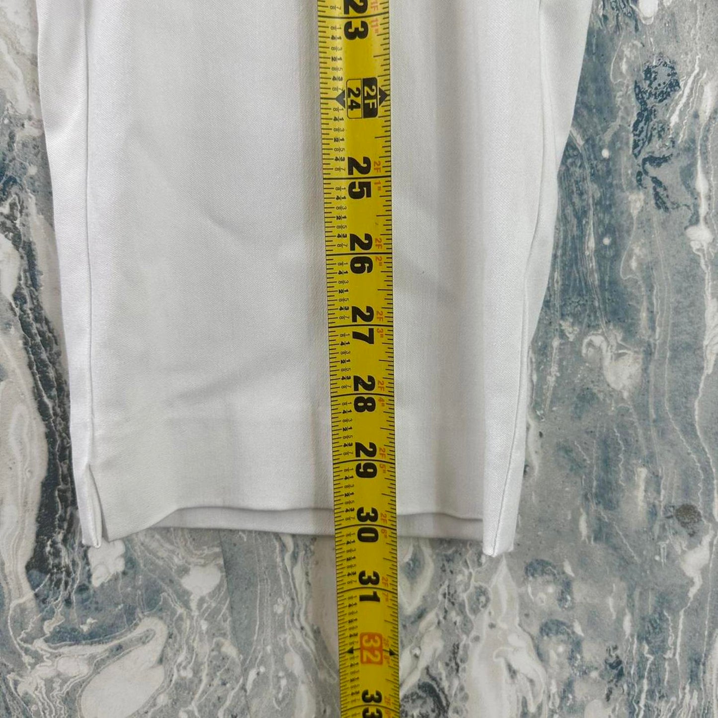 Clean White Cropped Trousers (10)