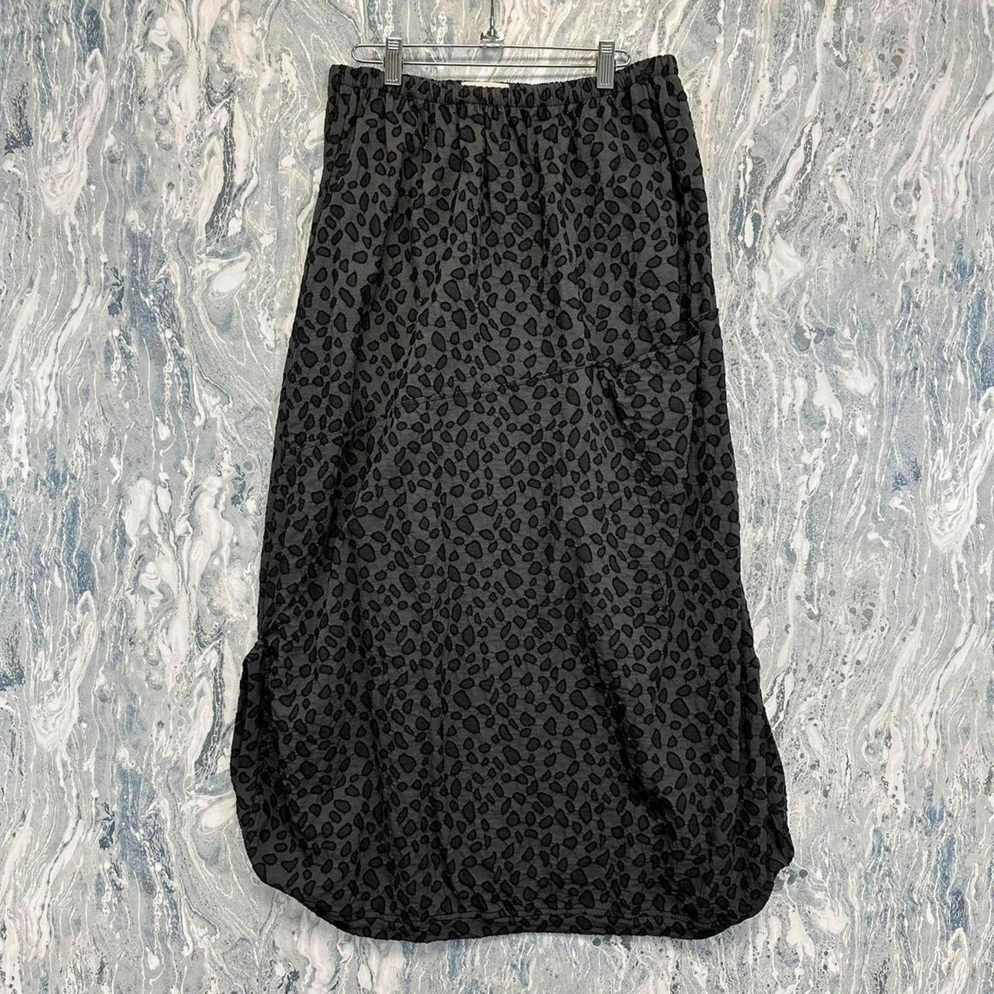 Black Leopard Print Maxi Skirt (L)