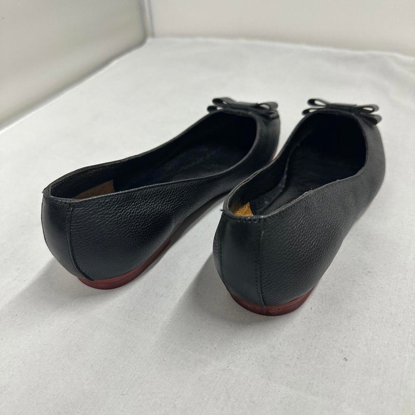 Designer Black Leather Bow Ballet Flats (6M)