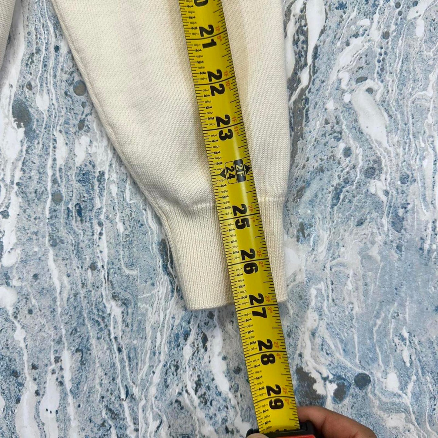 Cream Turtleneck Sweater (L)