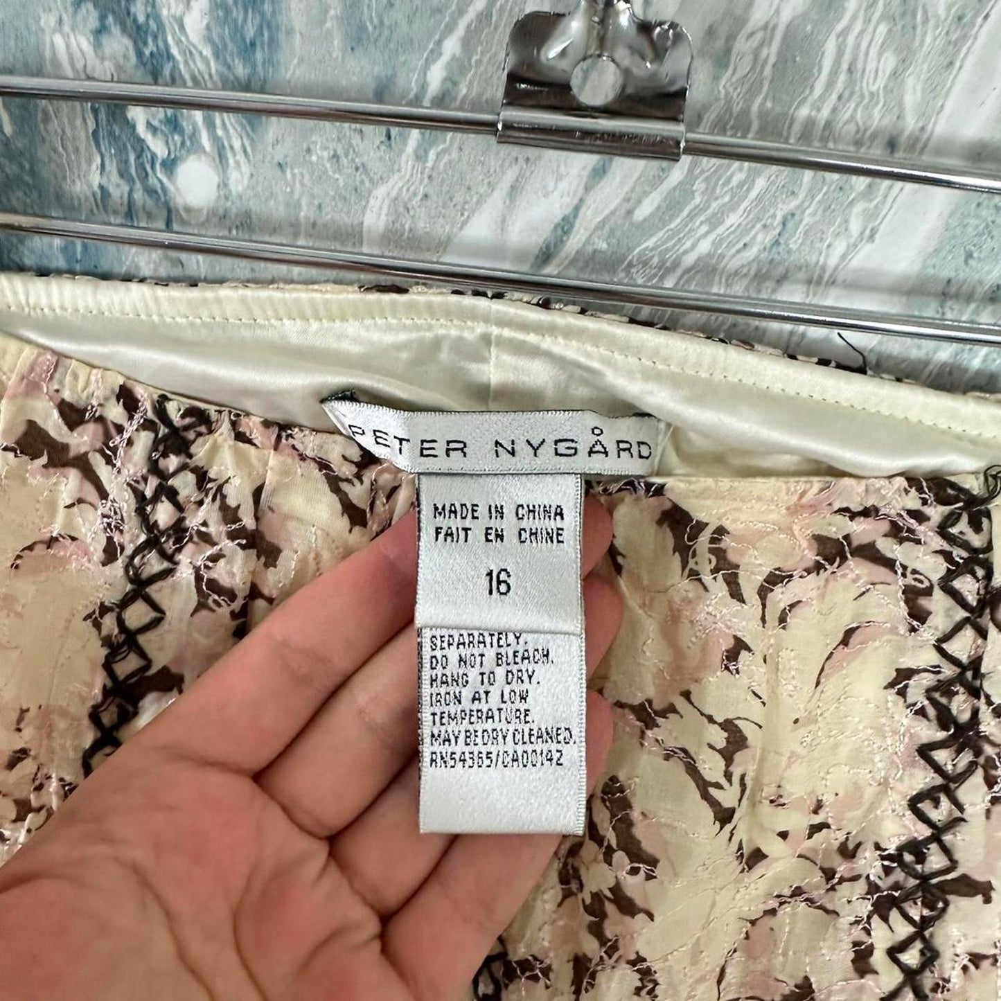 PETER NYGARD Vintage Floral Pattern Midi Skirt (16)