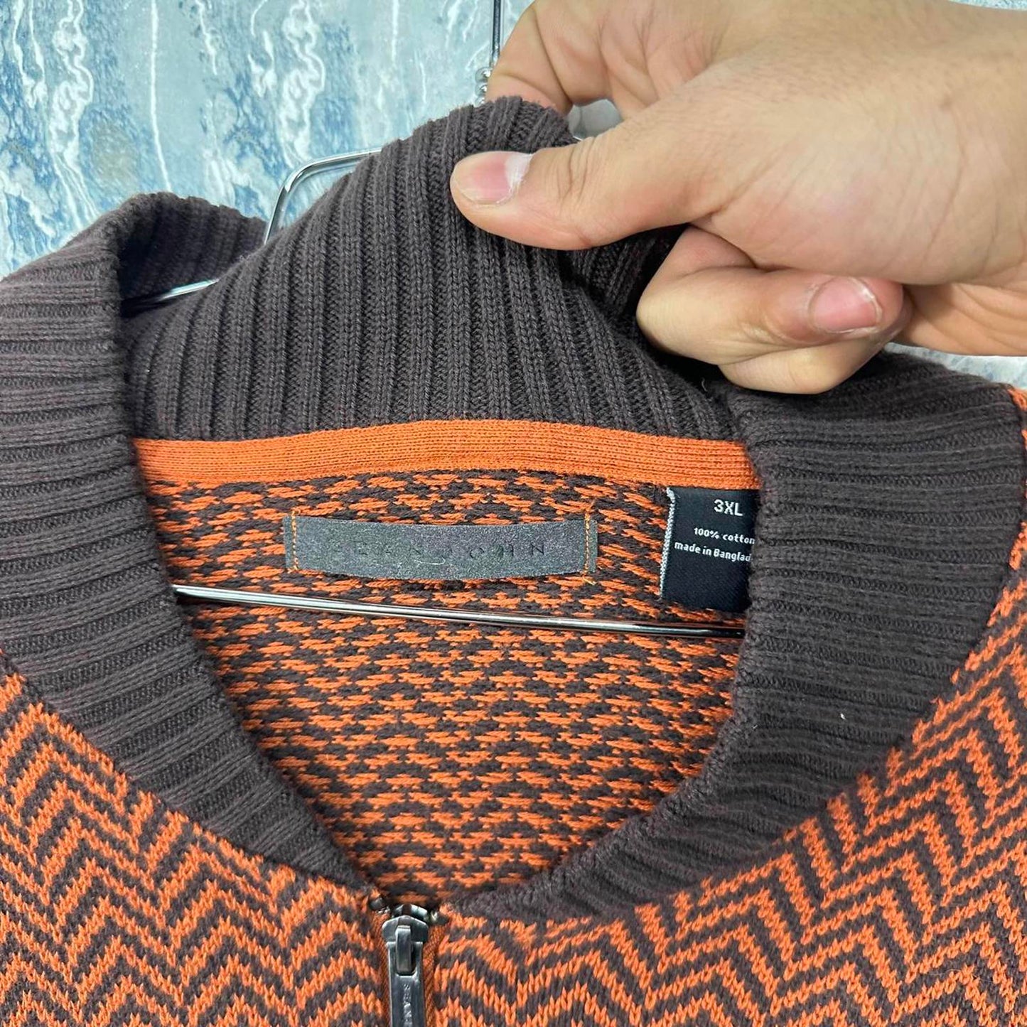 Vintage Orange Chevron Pattern Men's Sweater (3XL)