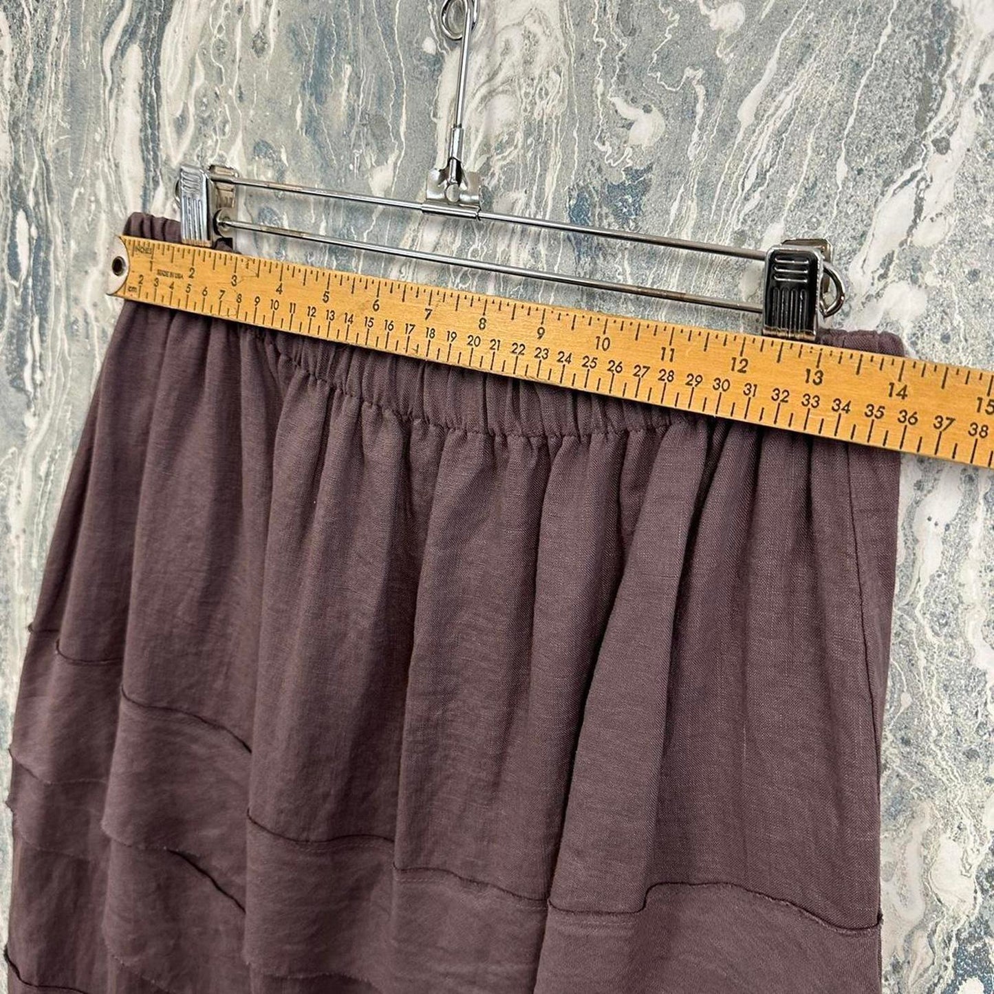 boho minimalist brown tiered maxiskirt (L)