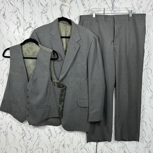 Academia Preppy Classic Gray Pinstripe Suit Set