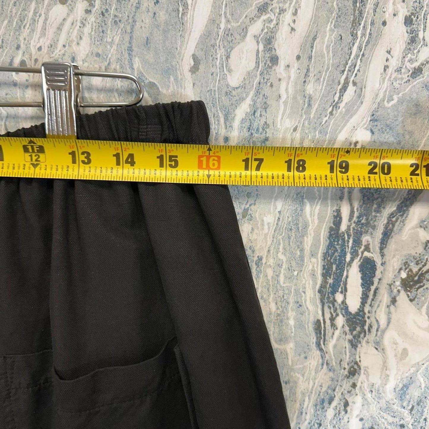 Minimalist Black Pocket Skirt (L)