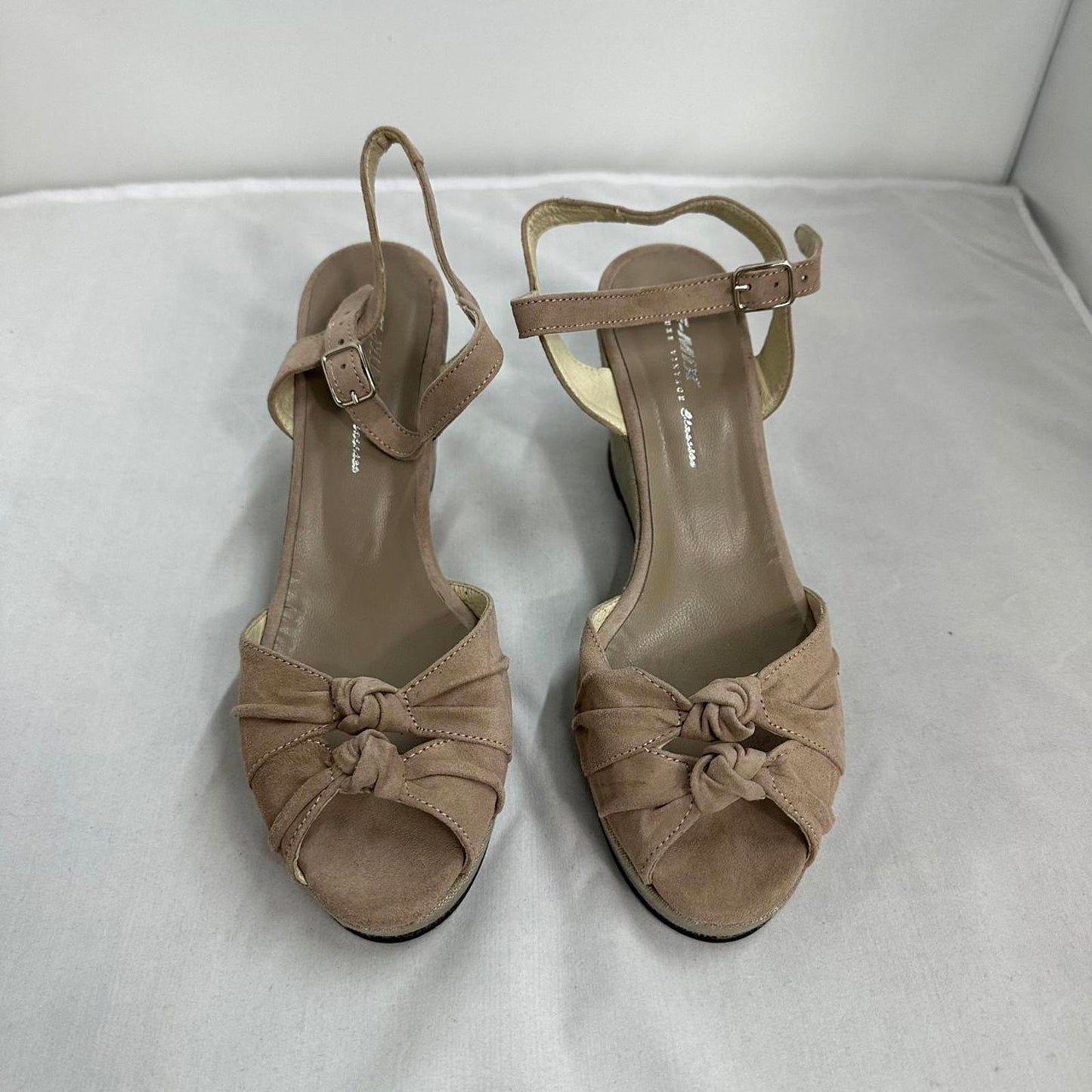 Vintage Style Tan Peep-Toe Wedge Sandals (10)