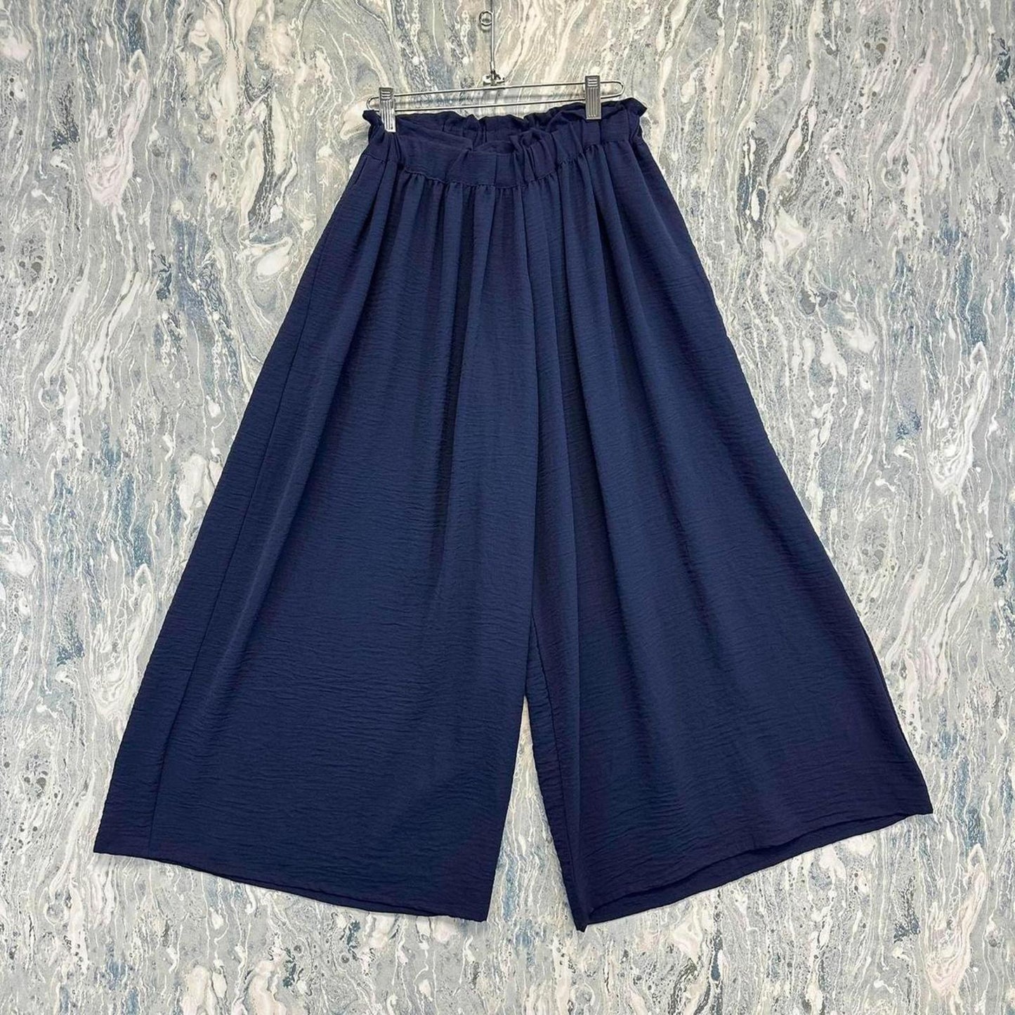 Wide-Leg Navy Culottes (1)