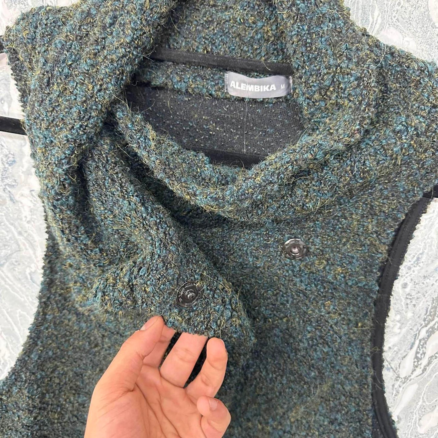 Dark Green Textured Sleeveless Sweater Vest (M)
