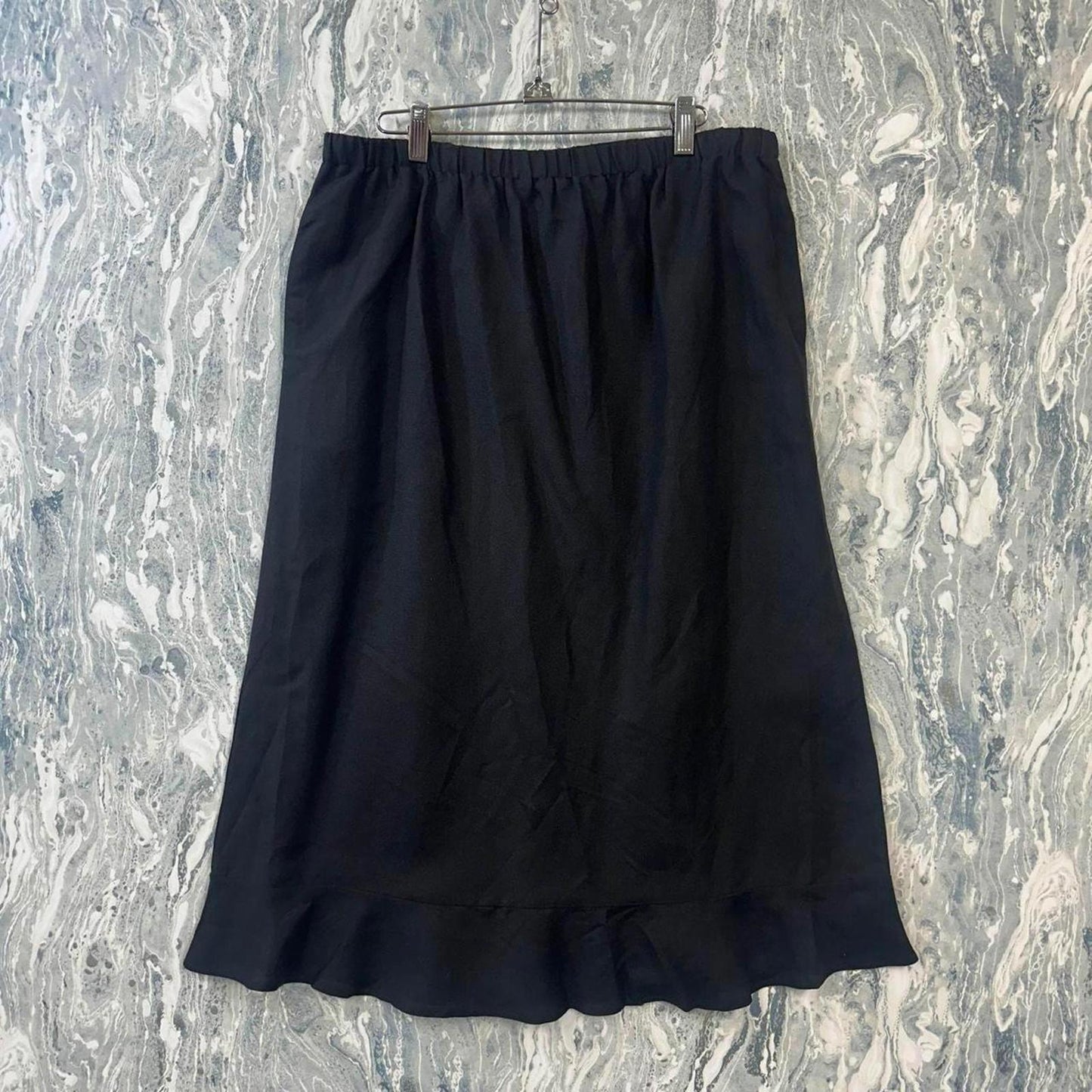 Black Maxi Skirt (L)