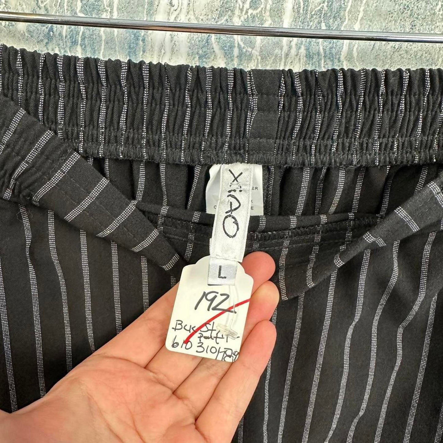 Minimalist black & white pin striped boho pants (L)