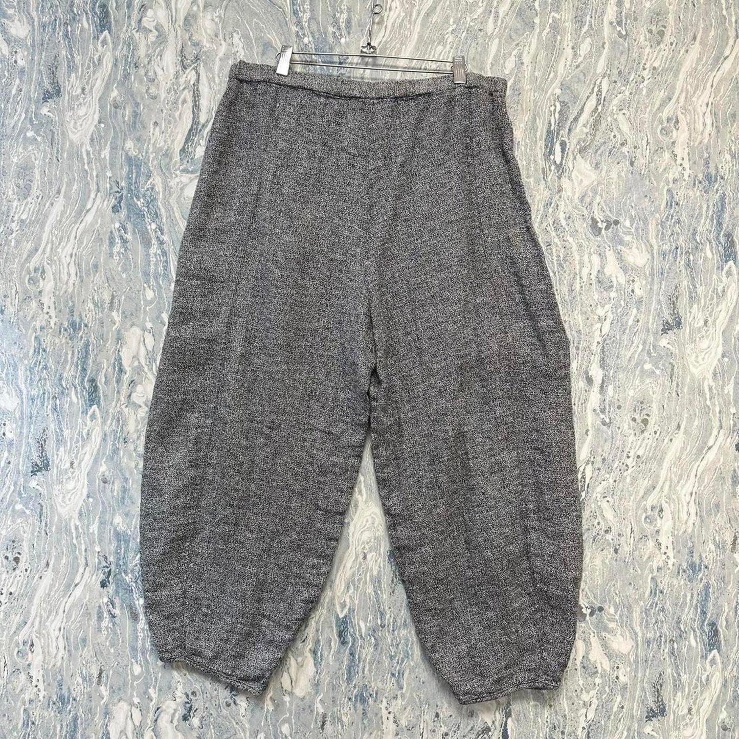 Basic grey hobo pants (L)