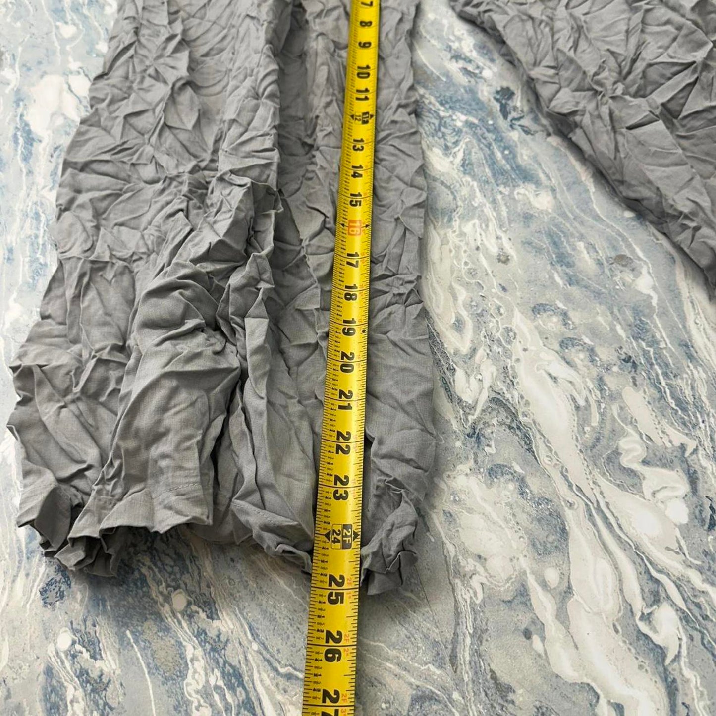 square by neetu malik Gray Crinkle Wide-Leg Pants (L)