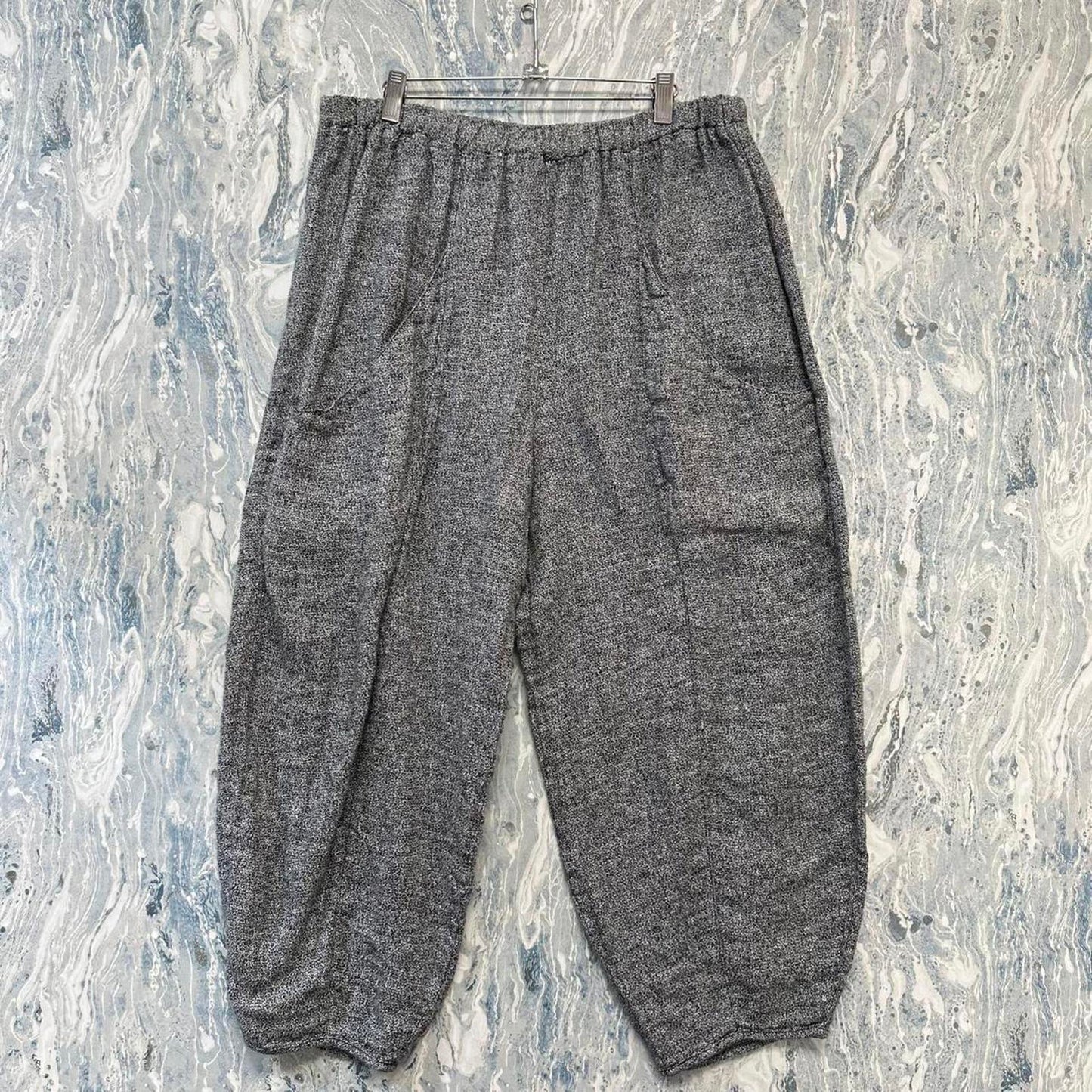 Basic grey hobo pants (L)