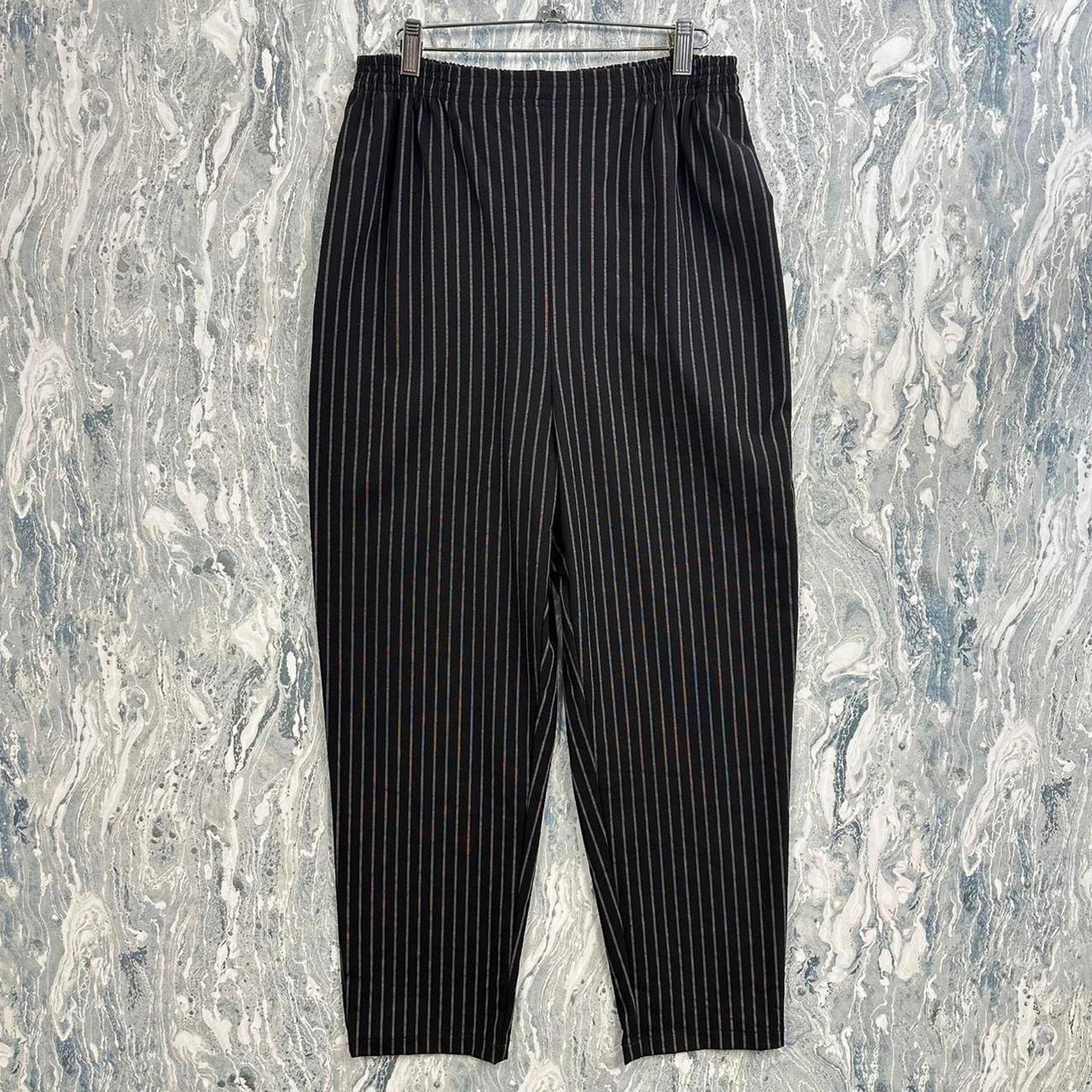 Minimalist black & white pin striped boho pants (L)