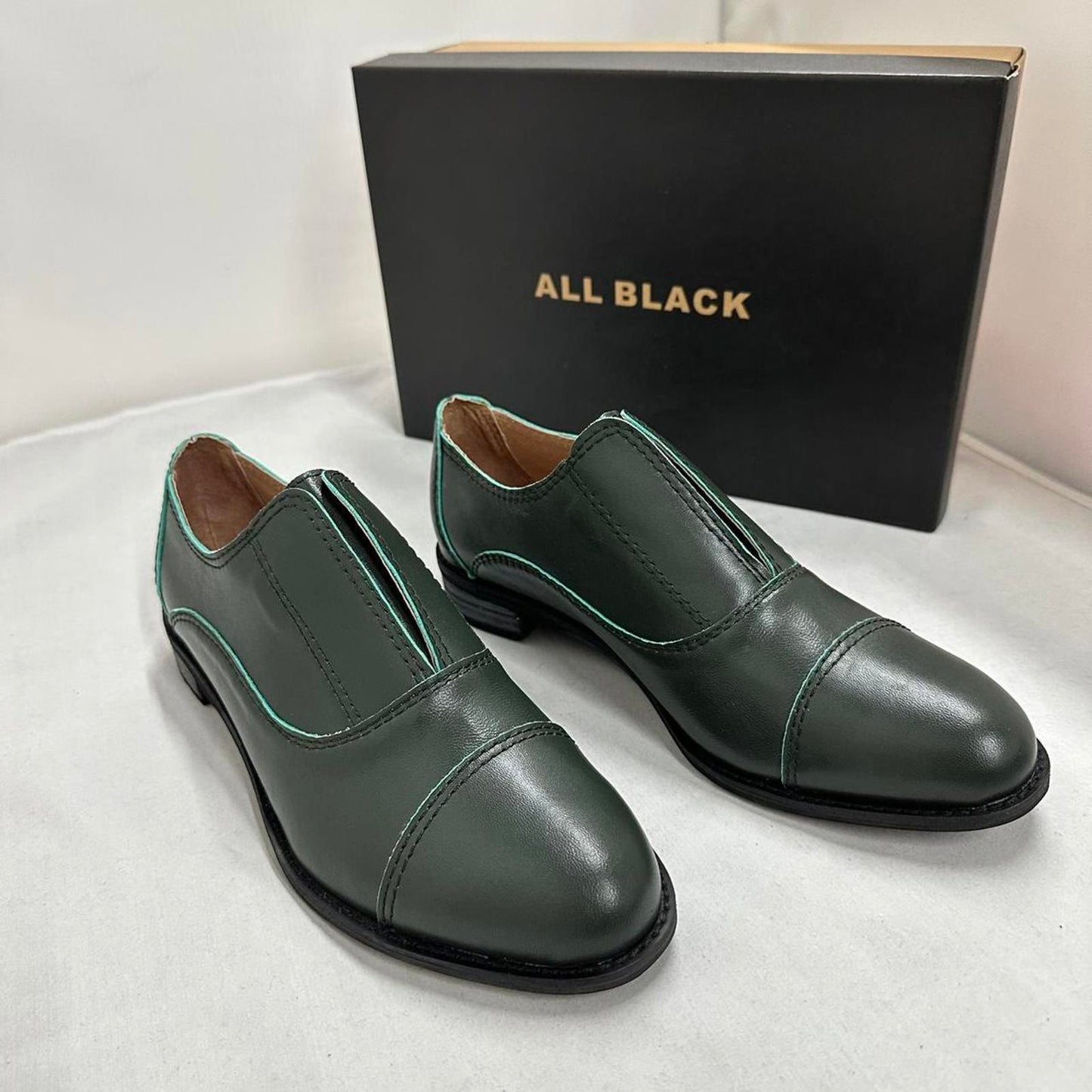 Designer Vintage Style Dark Green Leather Loafers (40)