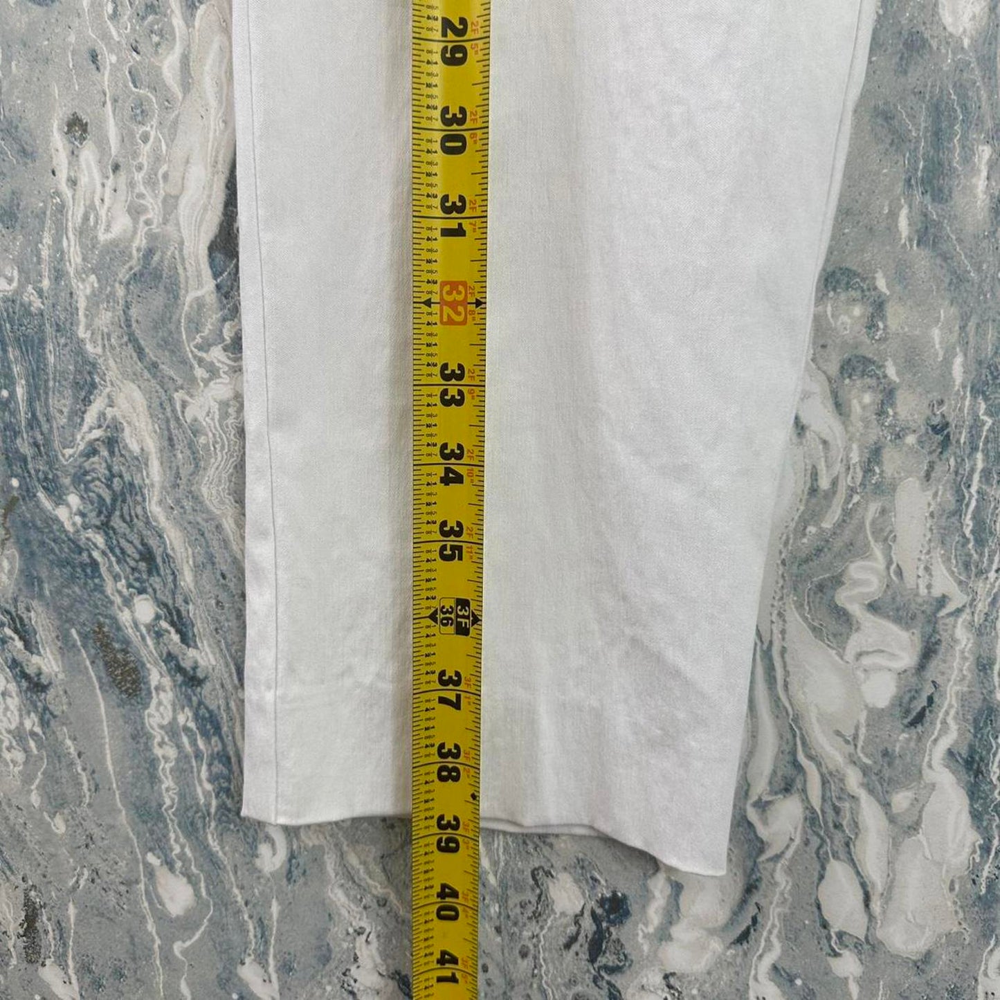 Minimalist White Straight-Leg Pants (L)