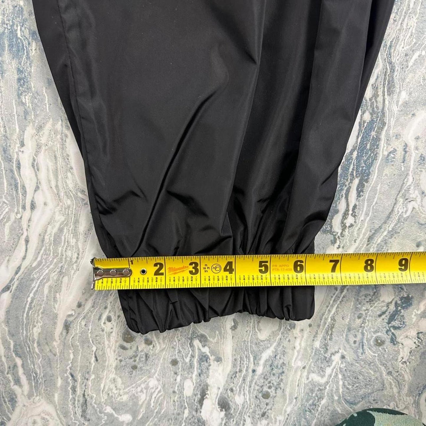 Streetwear black parachute pants (2)