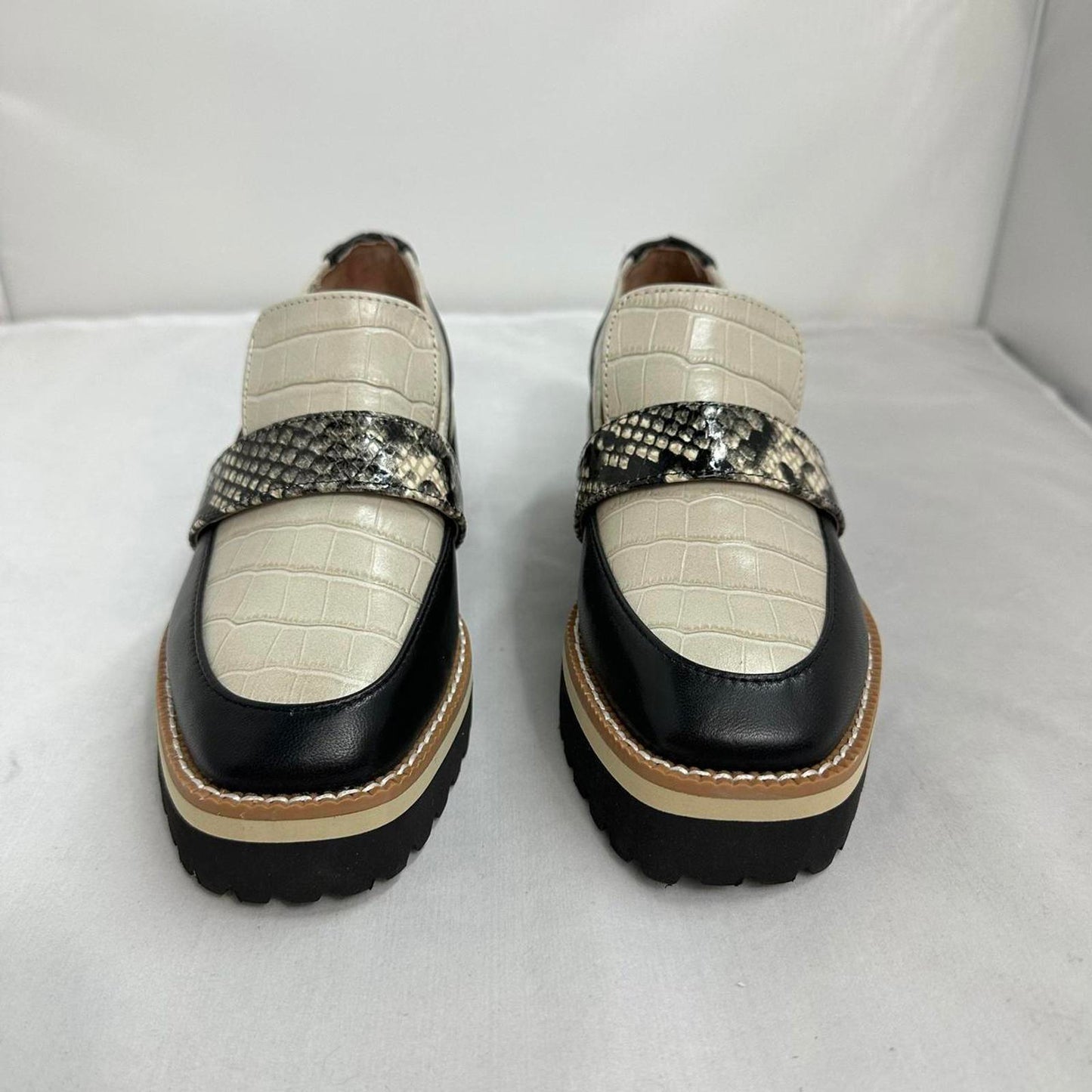 Leather Mary Jane Loafers with Croc Pattern Strap (5.5)