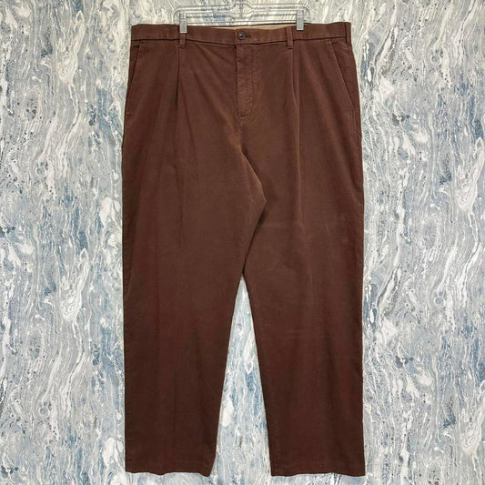 Minimalist Banana Republic Brown Khaki Trouser Pants (42)