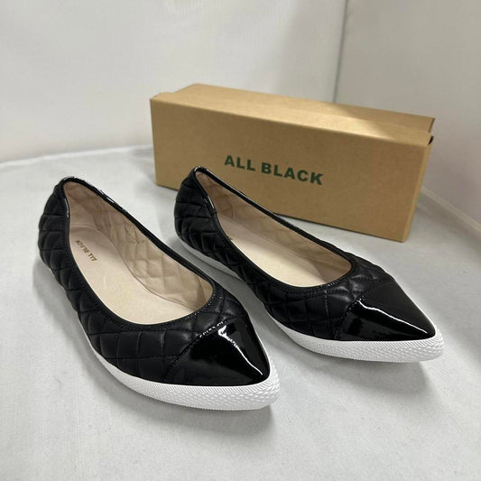 Sleek Black Quilted Sneakers (41)