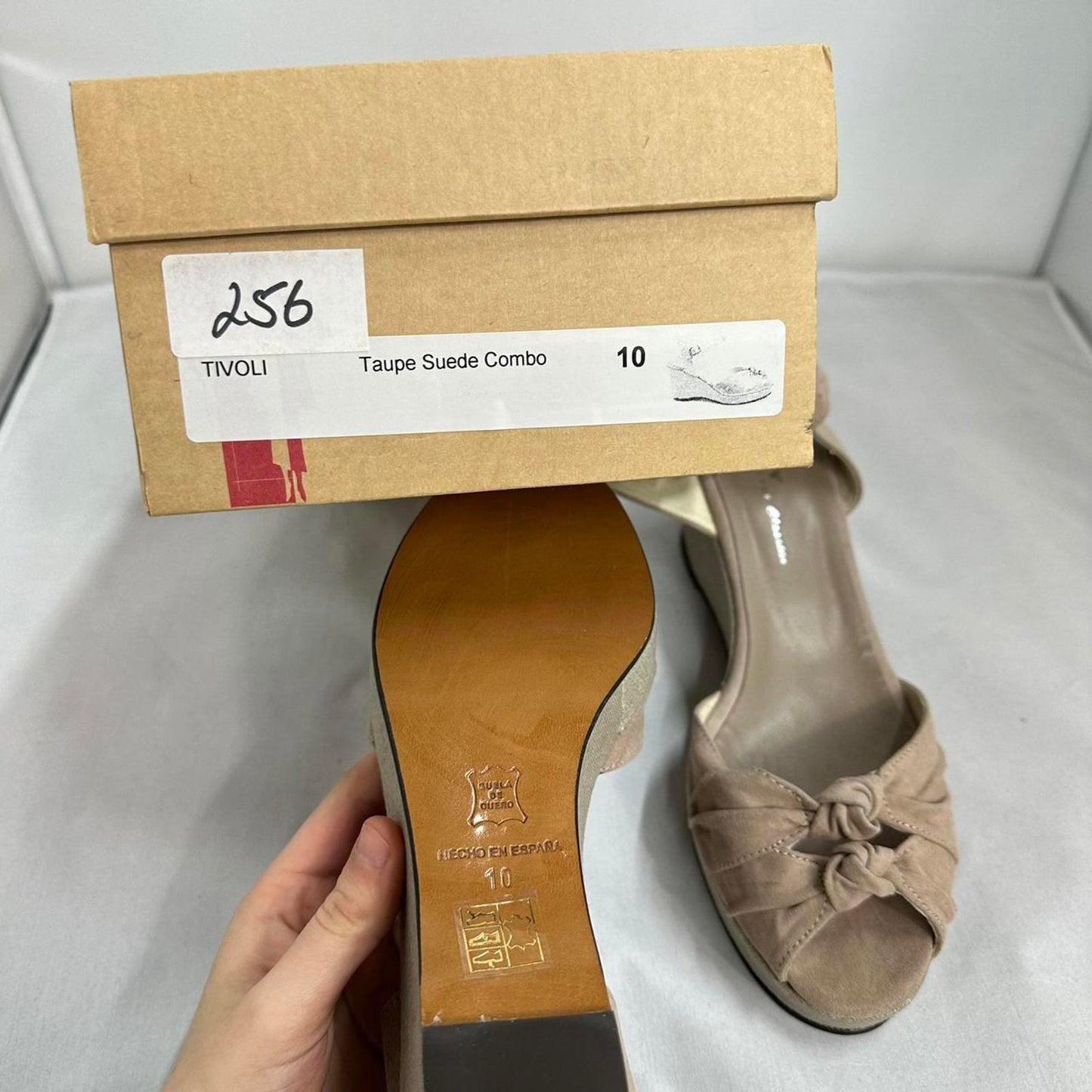 Vintage Style Tan Peep-Toe Wedge Sandals (10)