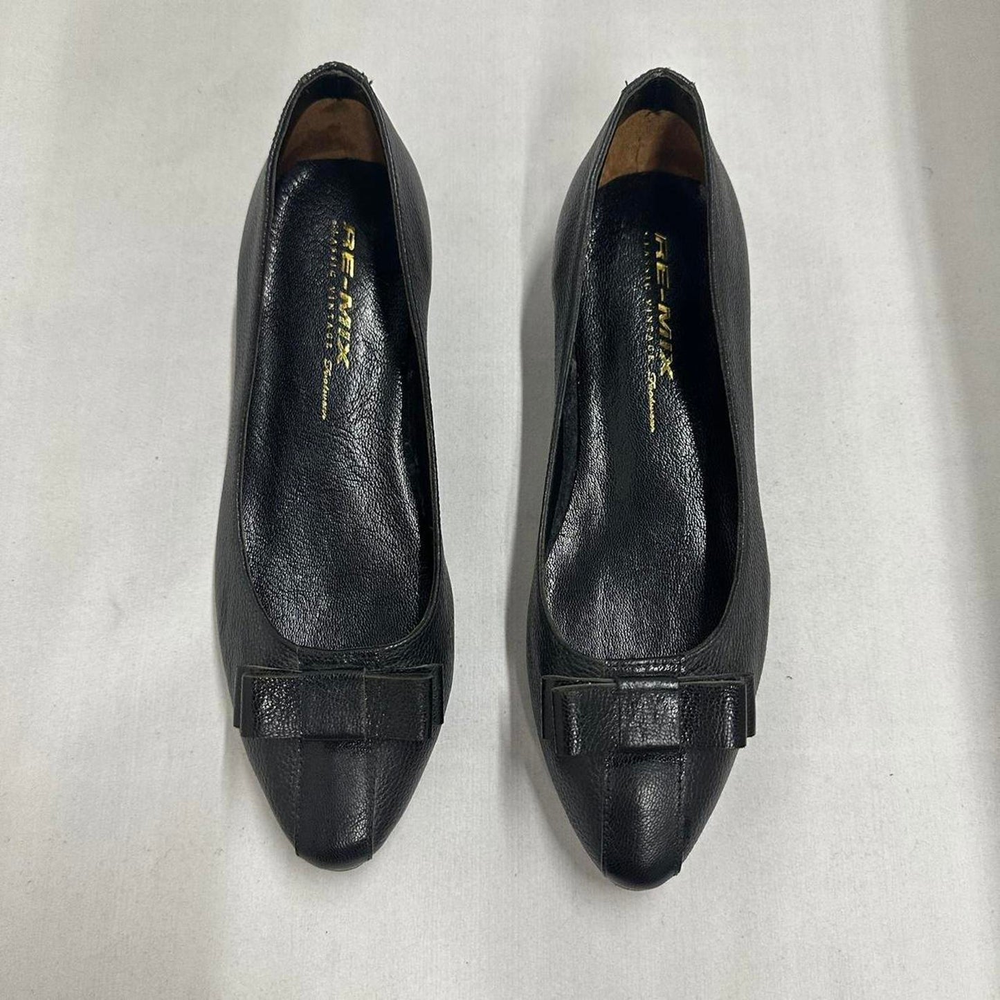 Designer Black Leather Bow Ballet Flats (6M)