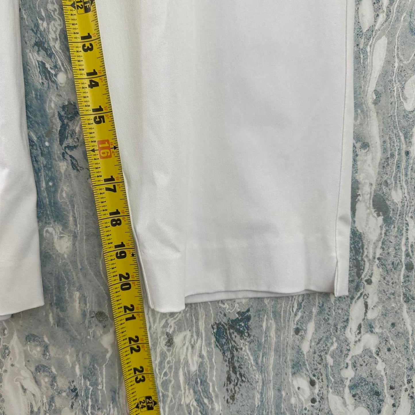 Clean White Cropped Trousers (10)