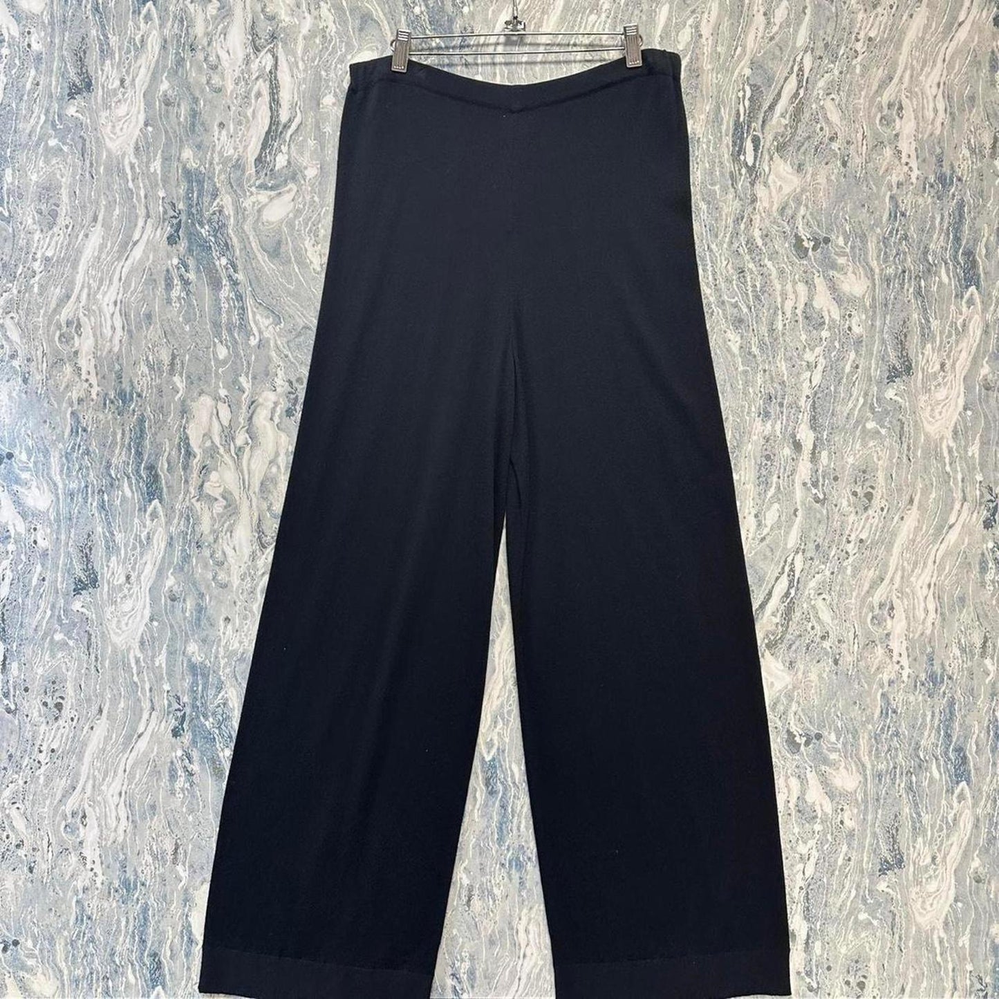 Basic chic black pants (3)