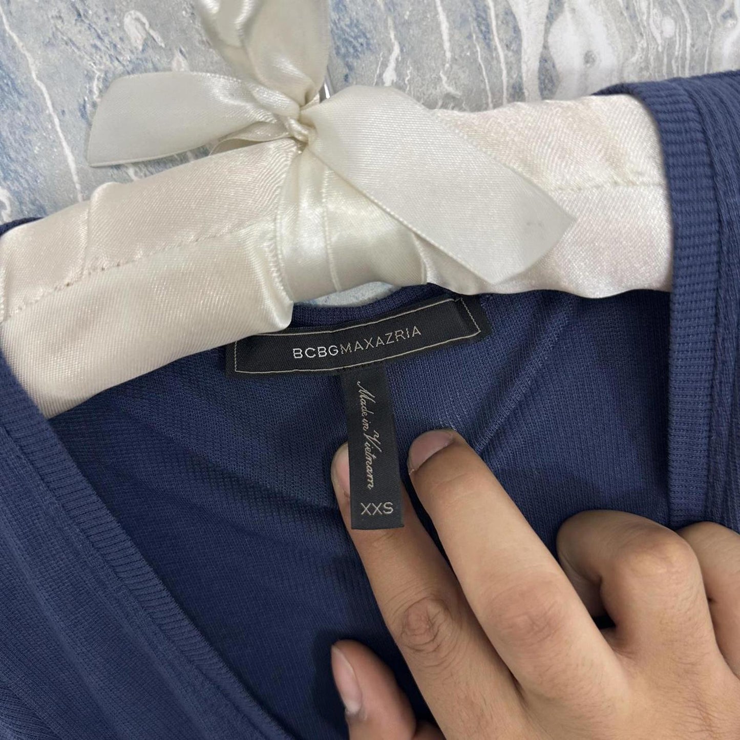 BCBGMAXAZRIA Navy Blue Ruffle Trim Top (XXS)