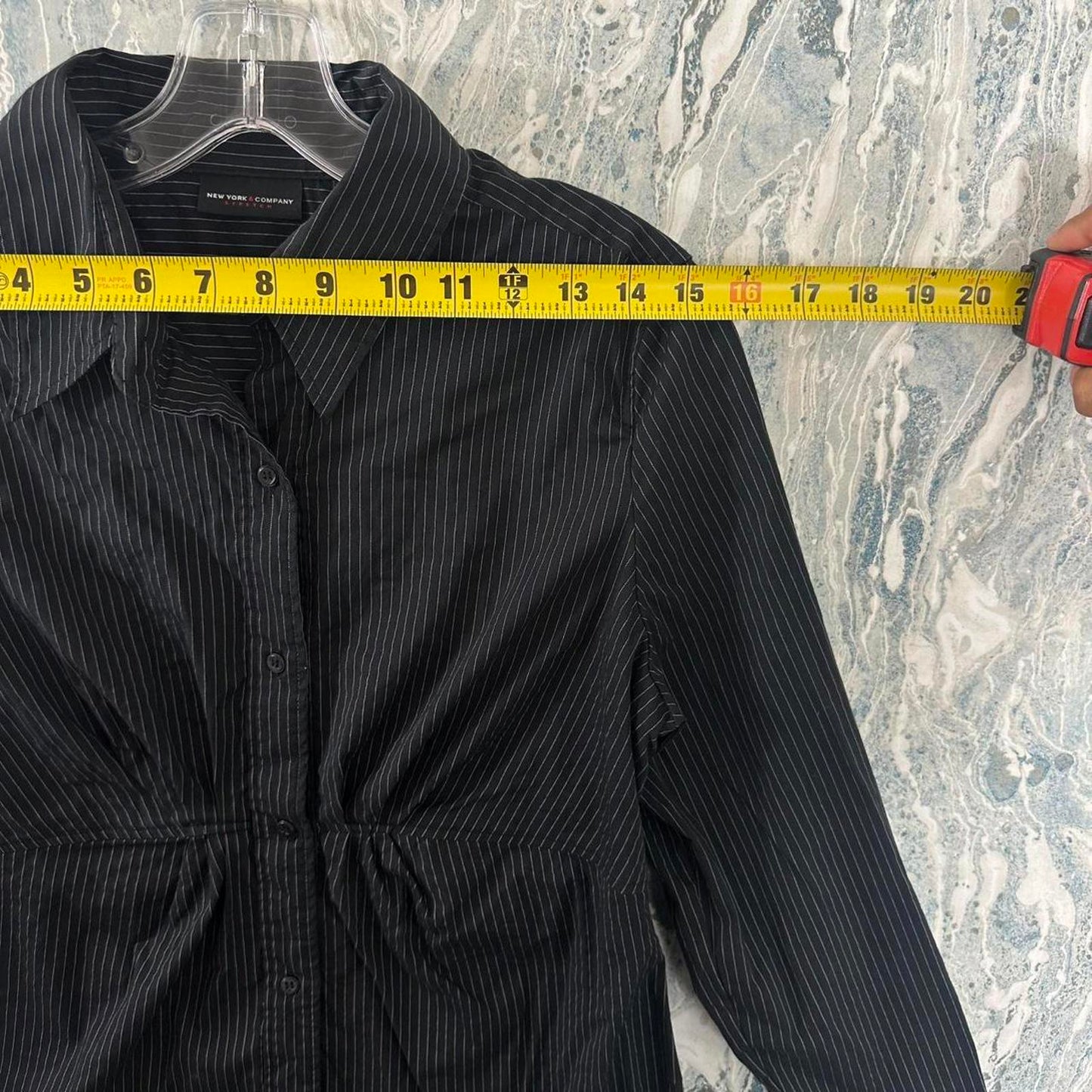 NEW YORK & COMPANY Black Pinstripe Long Sleeve Button-Up Tunic Shirt (10)