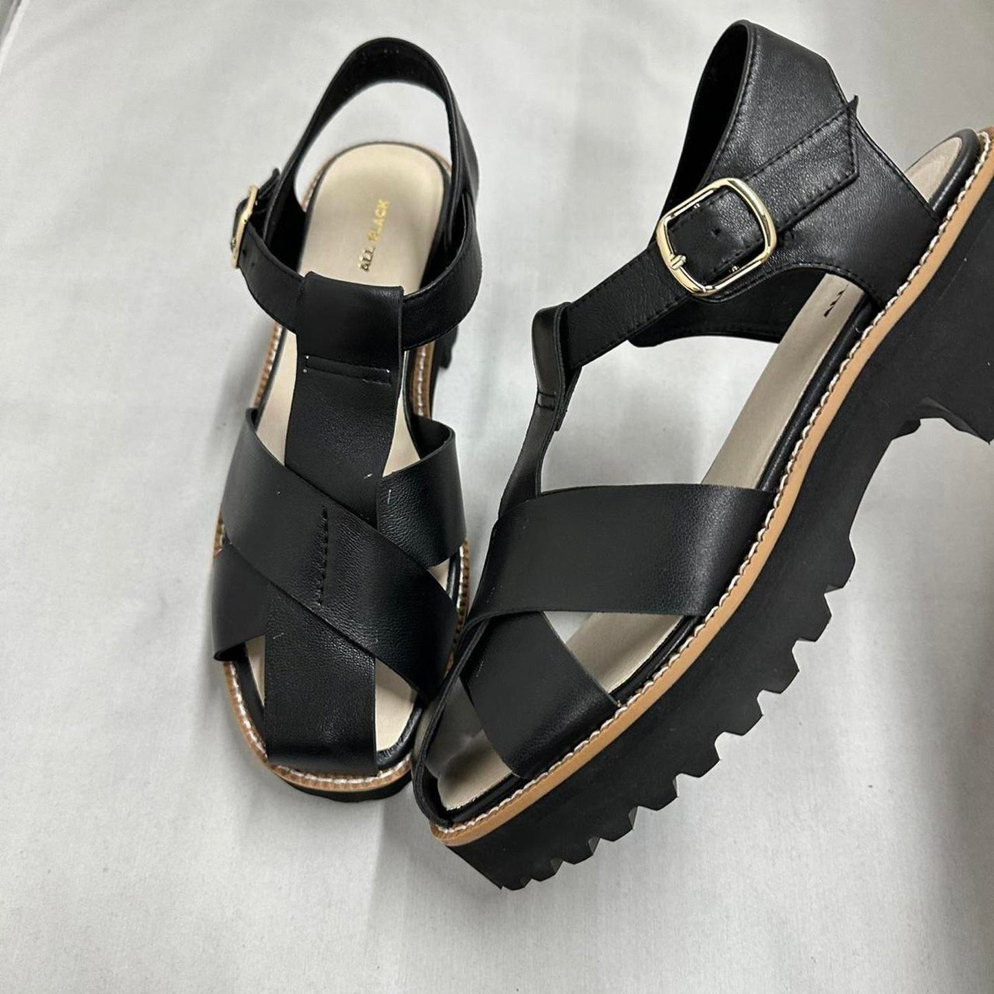 Designer Chic Black Strap Sandals (41)
