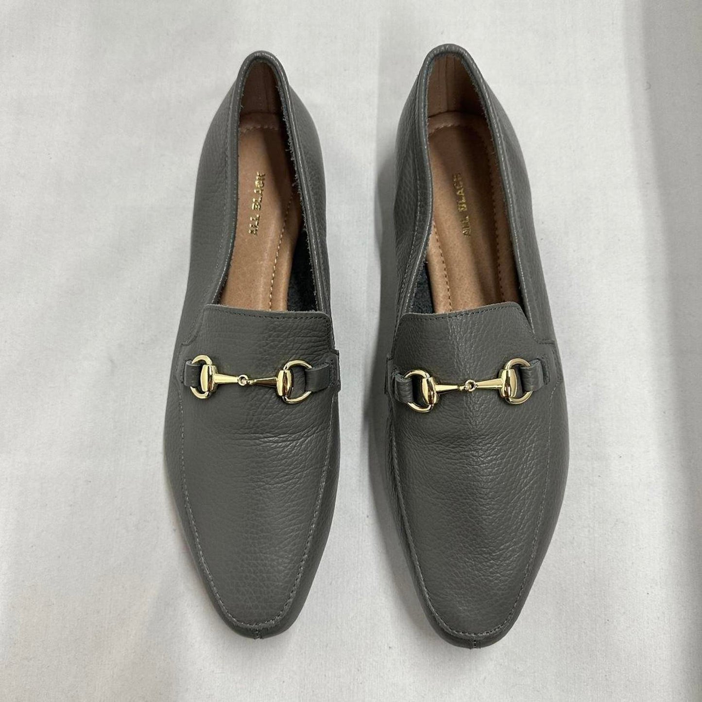 Designer Gray Leather Loafer Links (40)