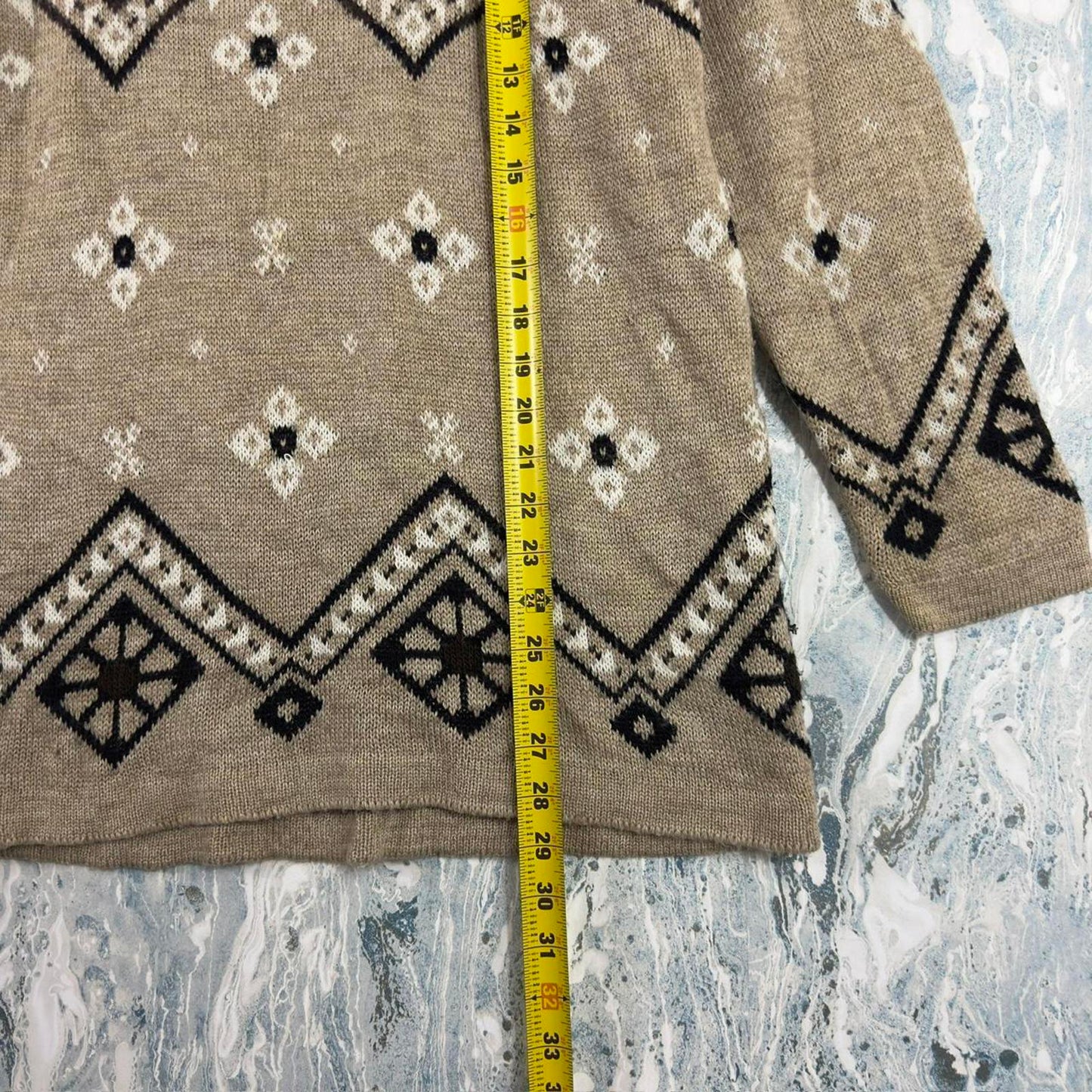 Vintage Tan & Brown Preppy Patterned Knit Winter Christmas Snowflake Sweater (M)