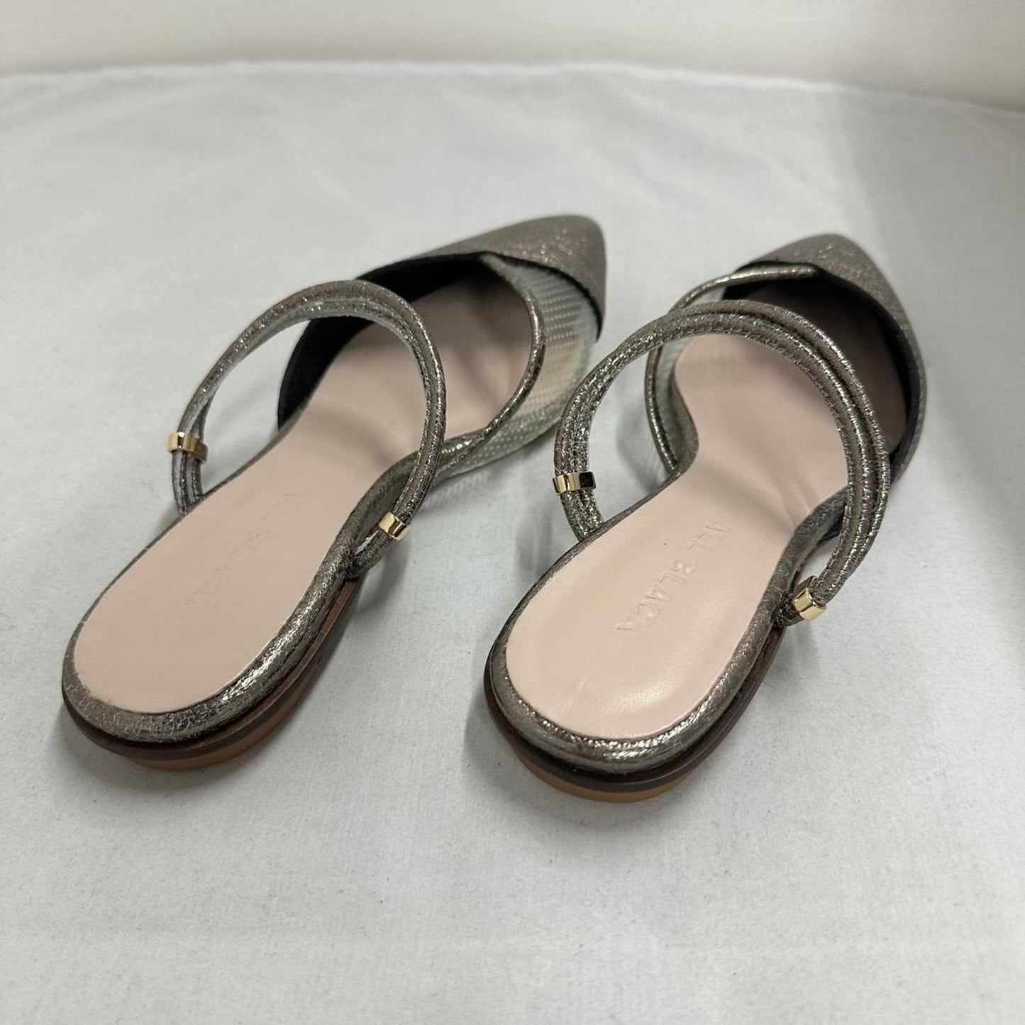 Elegant Metallic Pointed-Toe Flats (37)